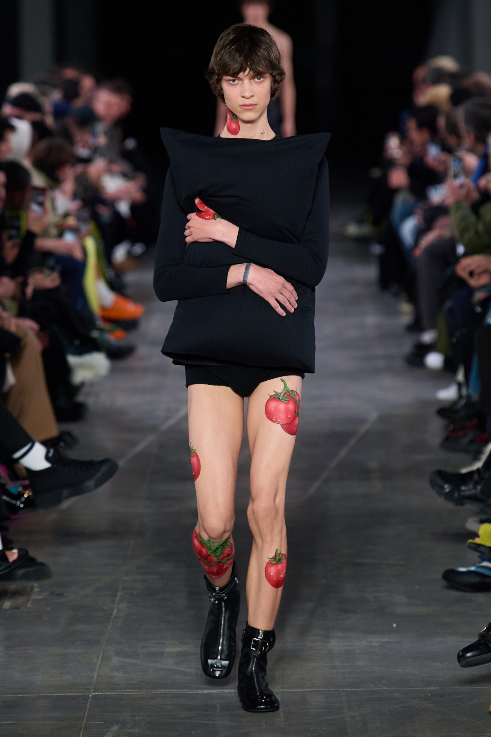 JW Anderson F/W 23 Look 5