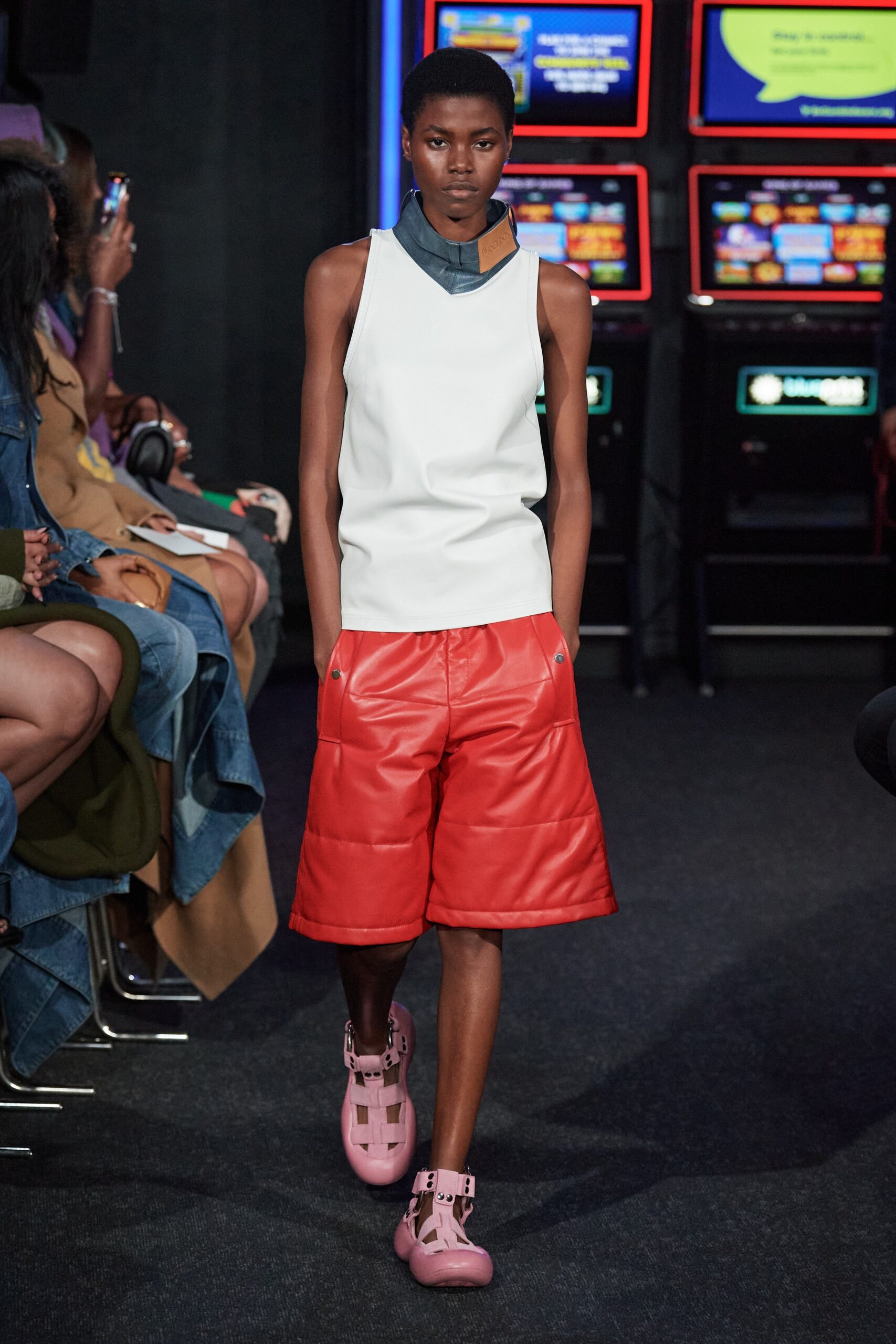 JW Anderson S/S 23 Look 5