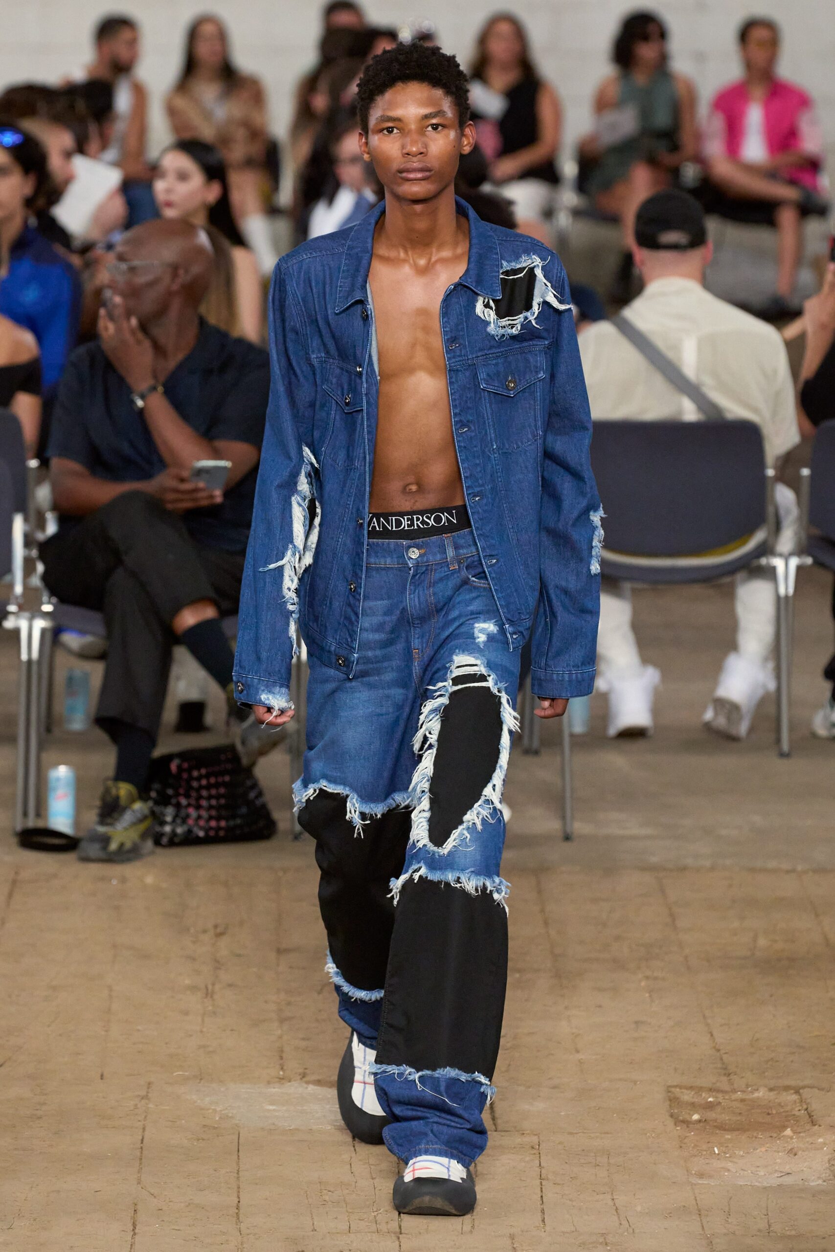JW Anderson Resort 23 Look 8