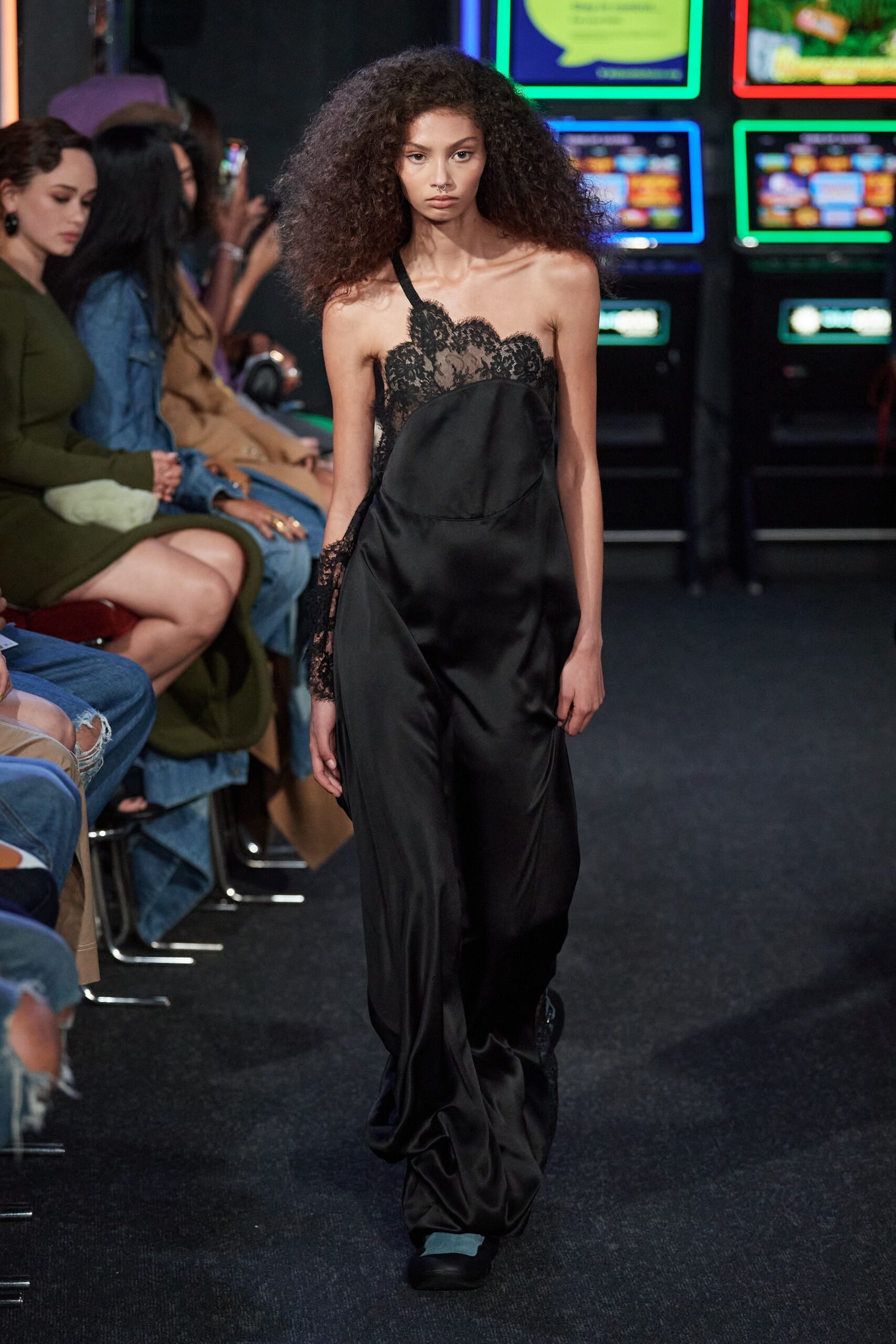 JW Anderson S/S 23 Look 8