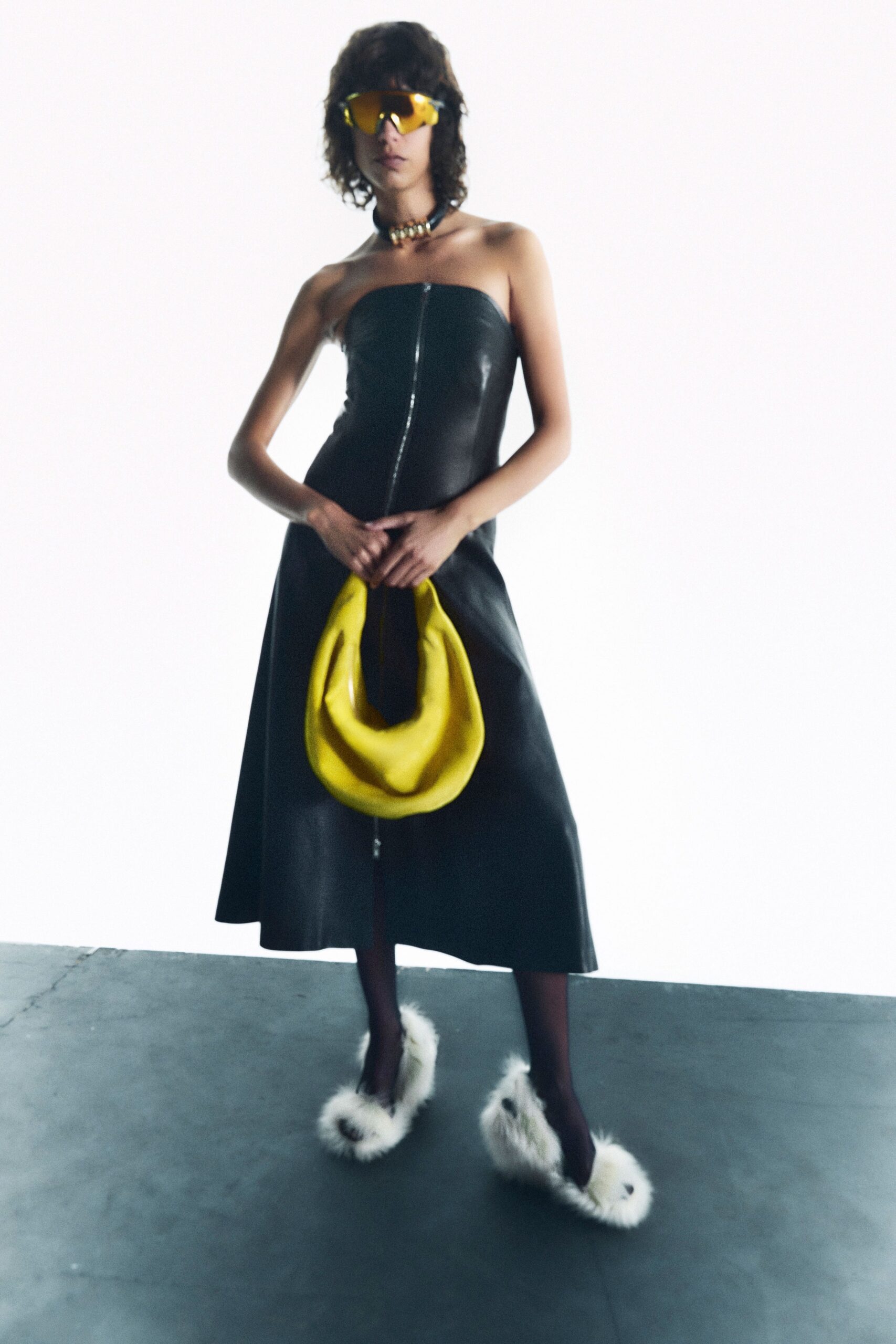 Khaite Resort 23 Look 8