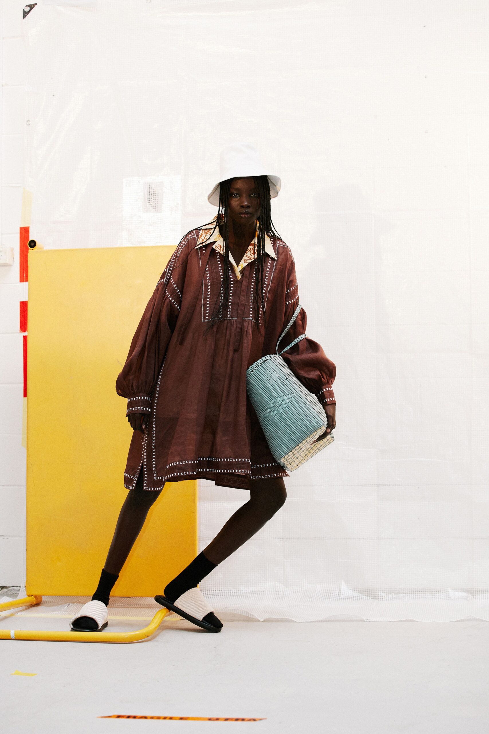 Lee Mathews Resort 22 Look 9