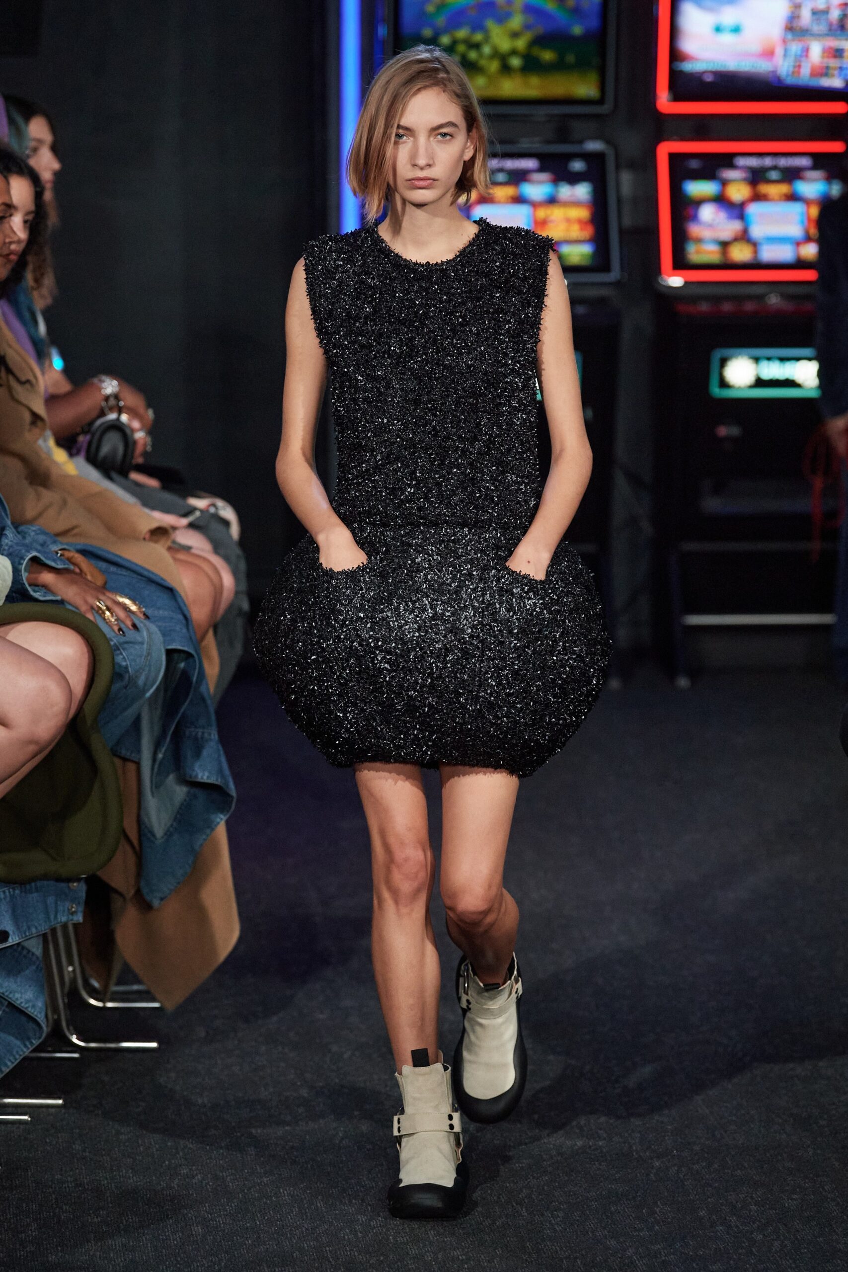 JW Anderson S/S 23 Look 12