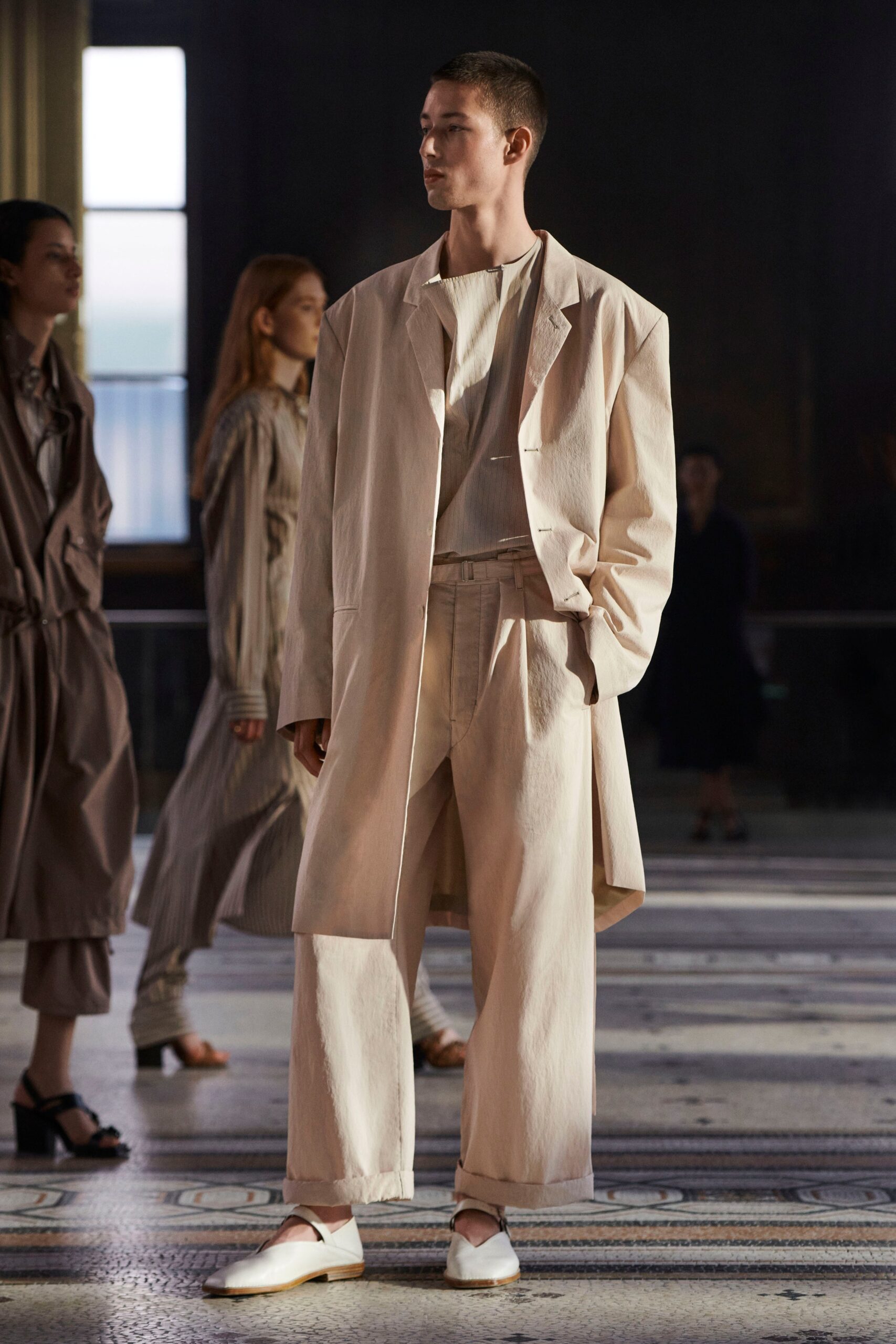 Lemaire S/S 23 Look 12