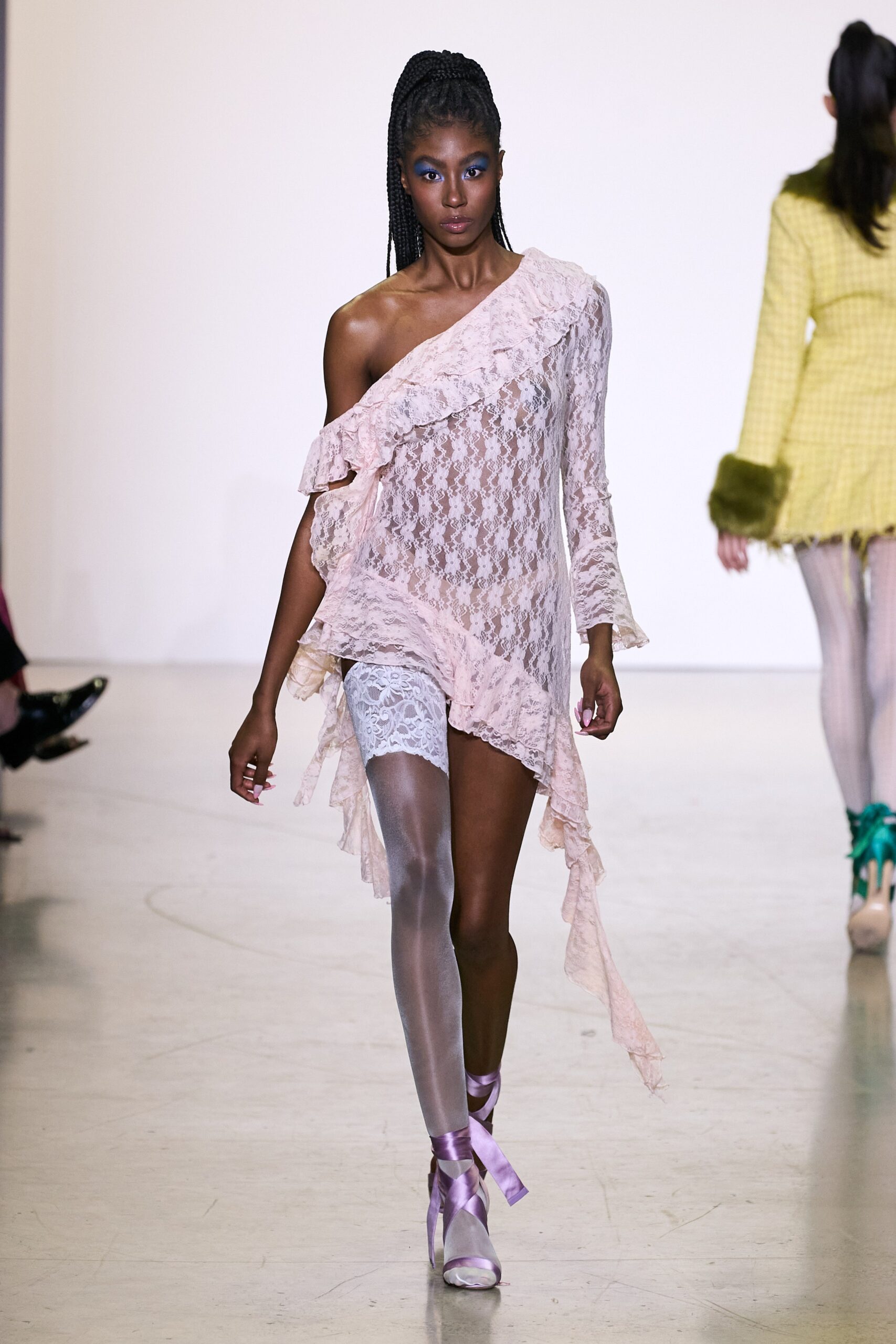 Kim Shui F/W 22 Look 15