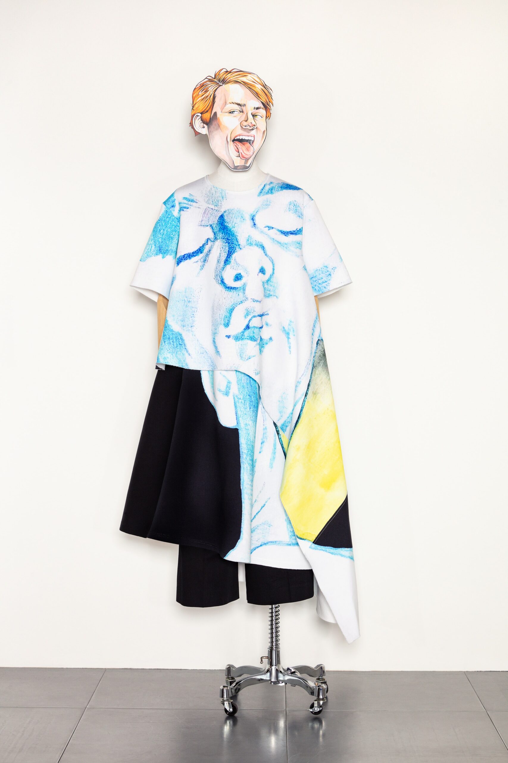 JW Anderson S/S 21 Menswear Look 16