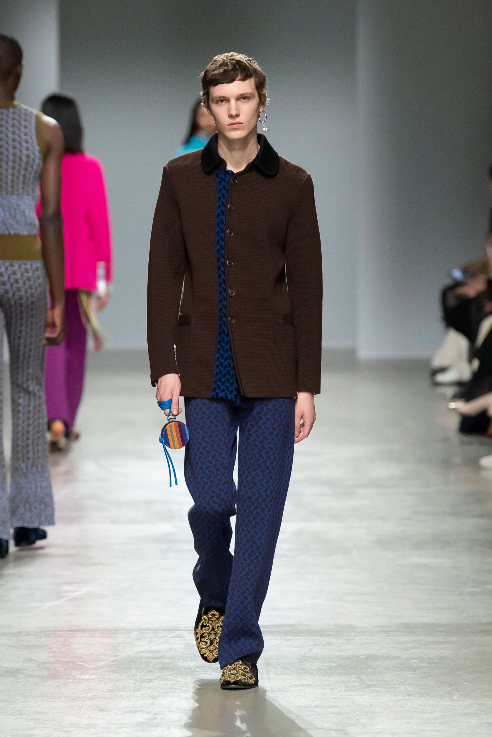 Kenneth Ize F/W 20 Look 16