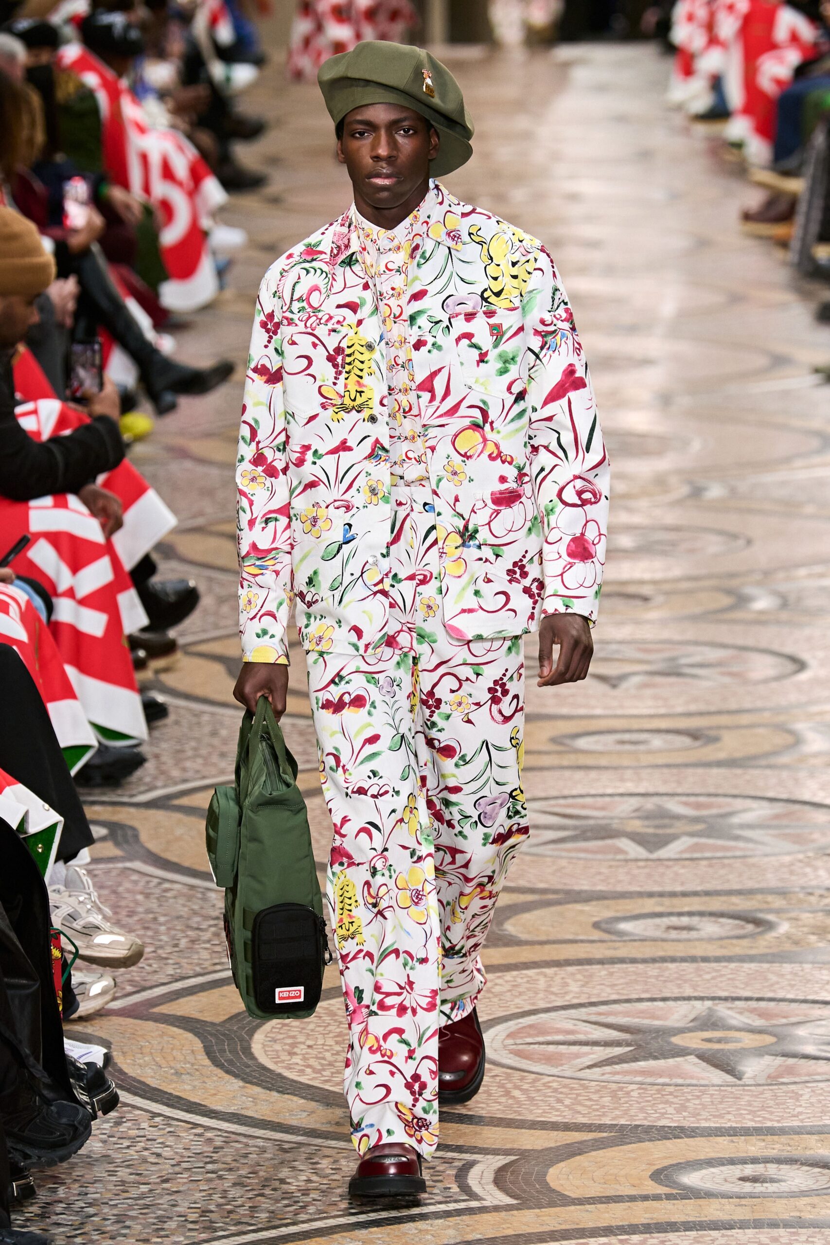 Kenzo F/W 22 Look 16