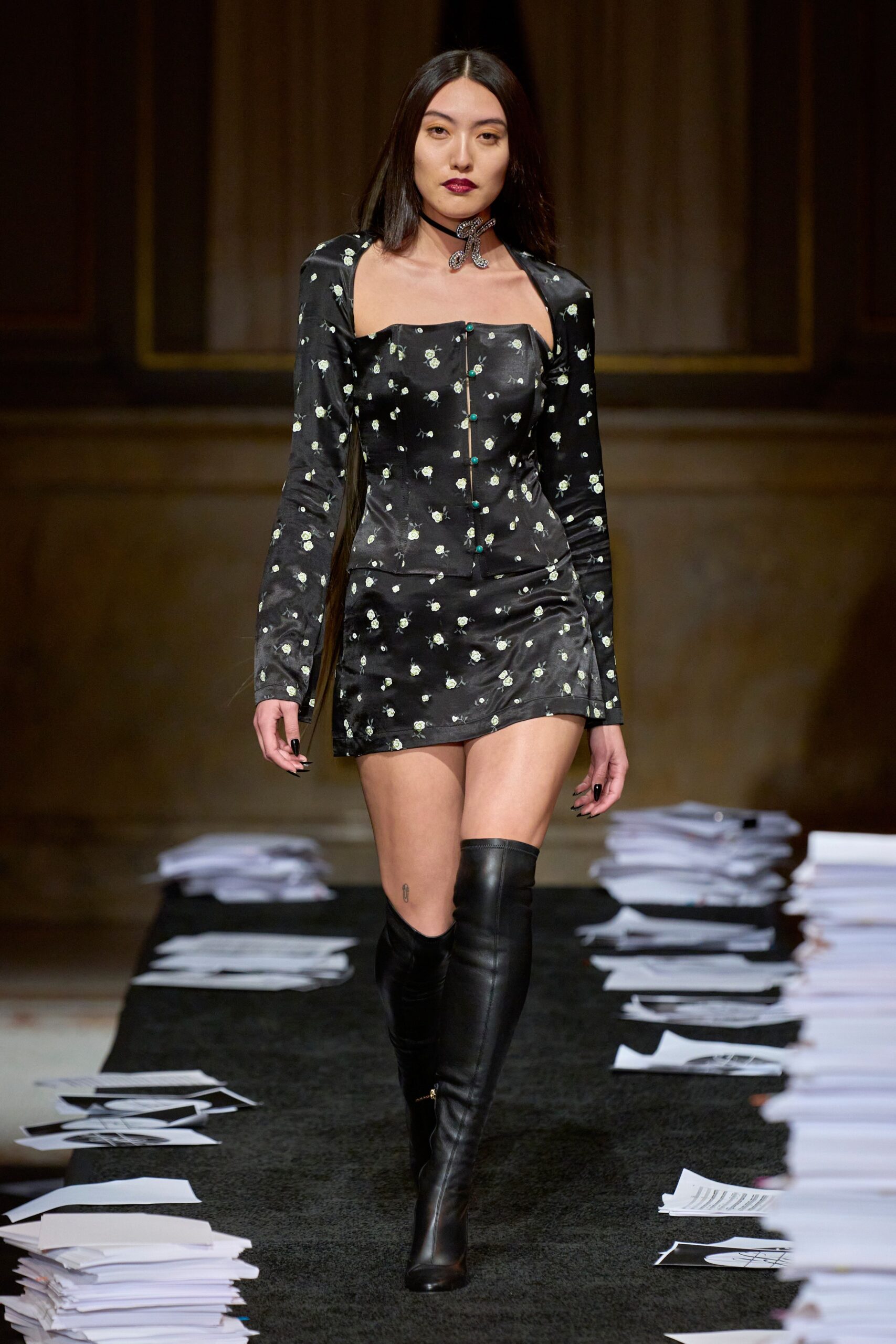 Kim Shui F/W 23 Look 16