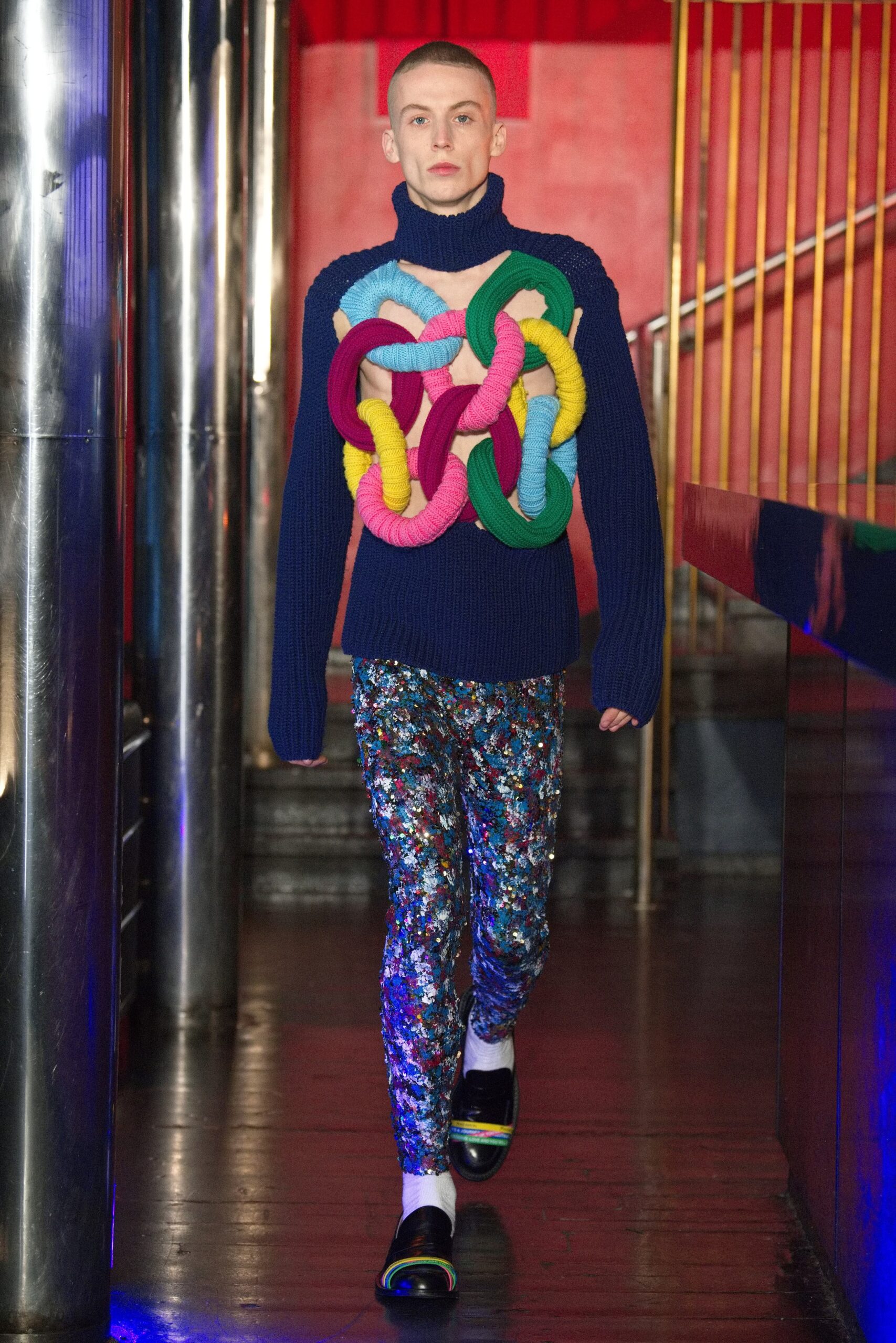 JW Anderson F/W 22 Menswear Look 17