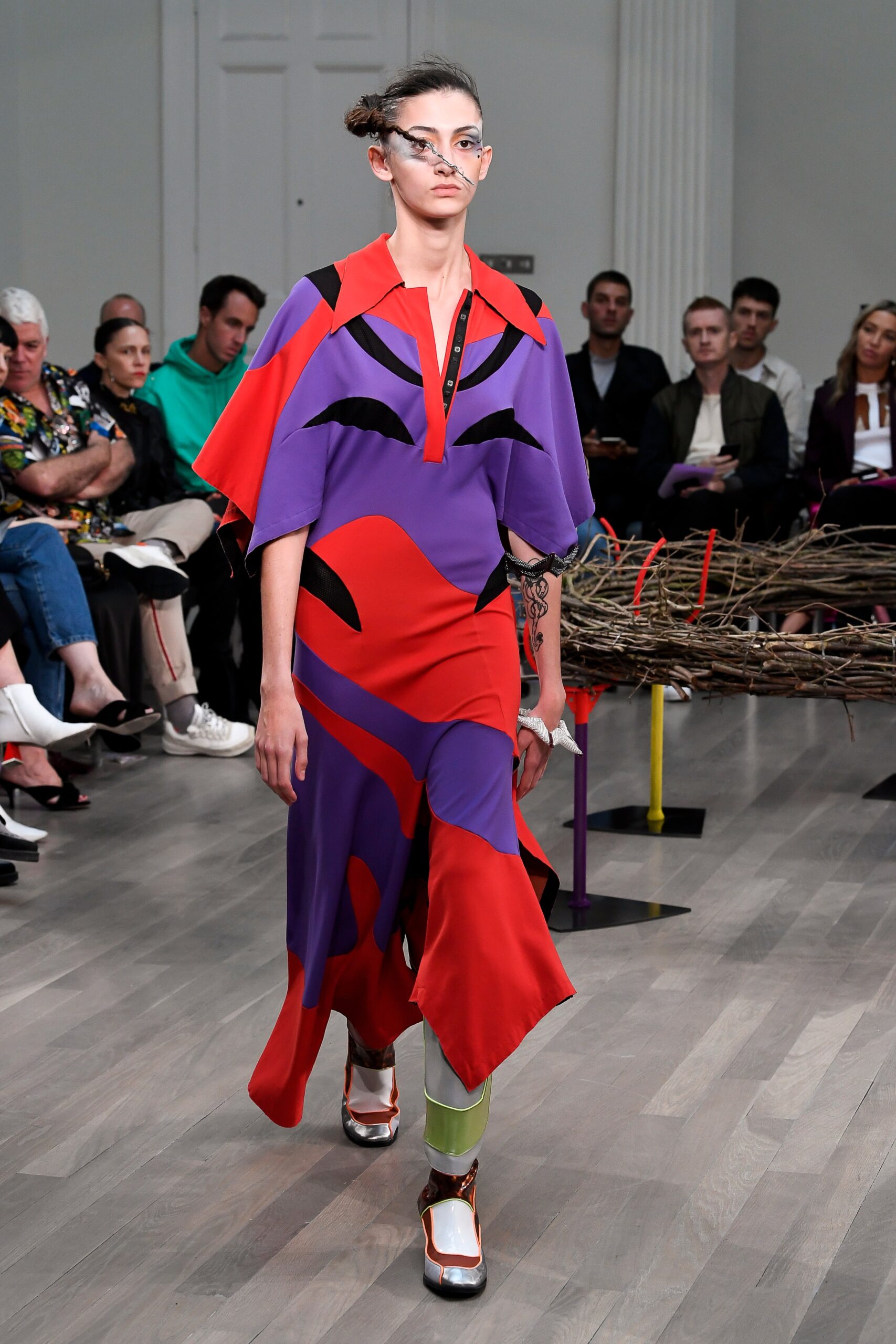 Kiko Kostadinov S/S 19 Look 18