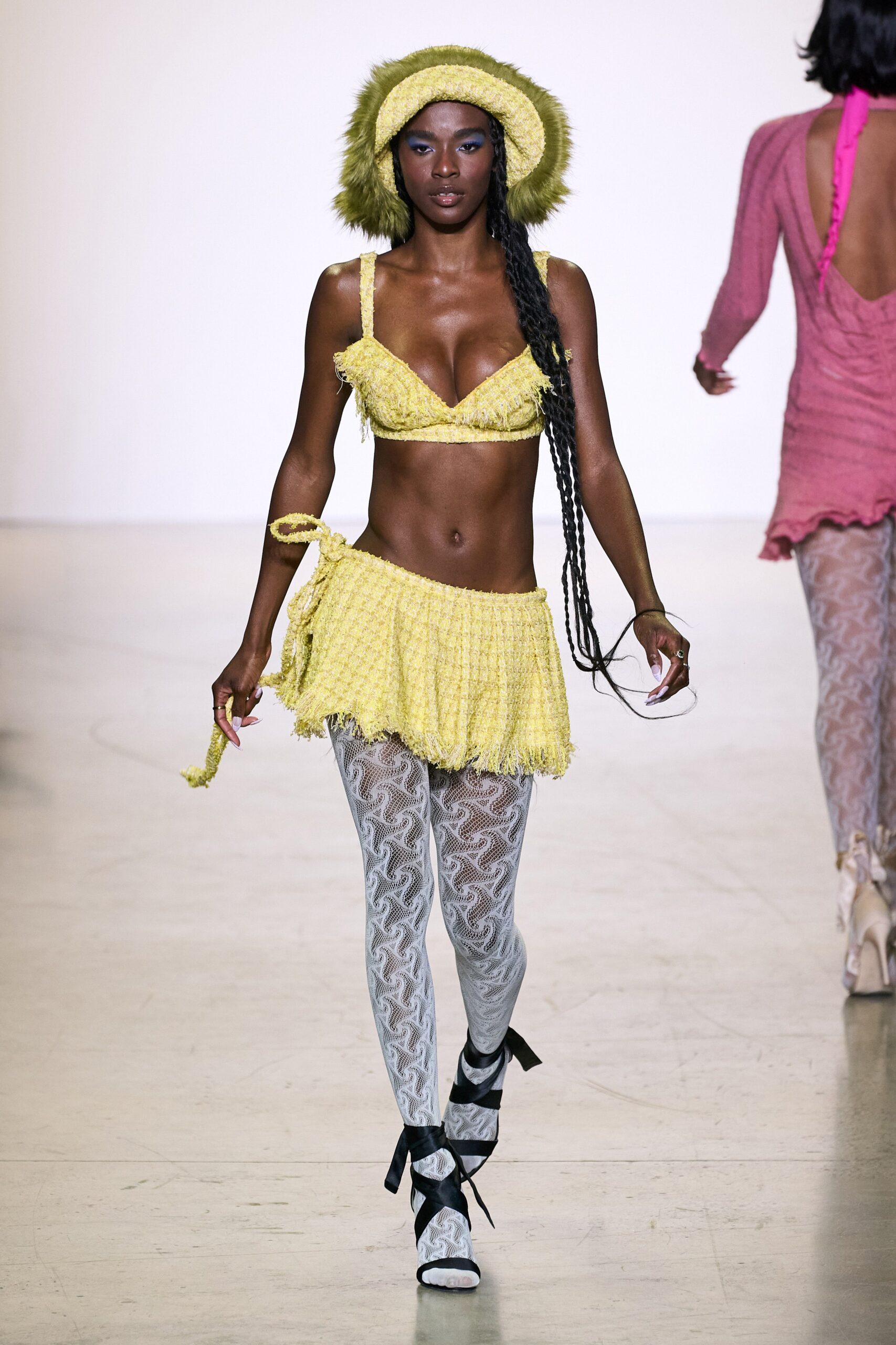 Kim Shui F/W 22 Look 18