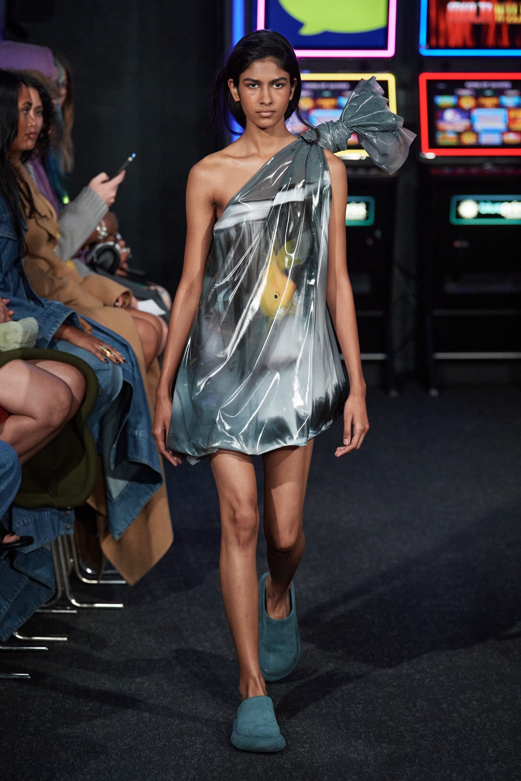 JW Anderson S/S 23 Look 18