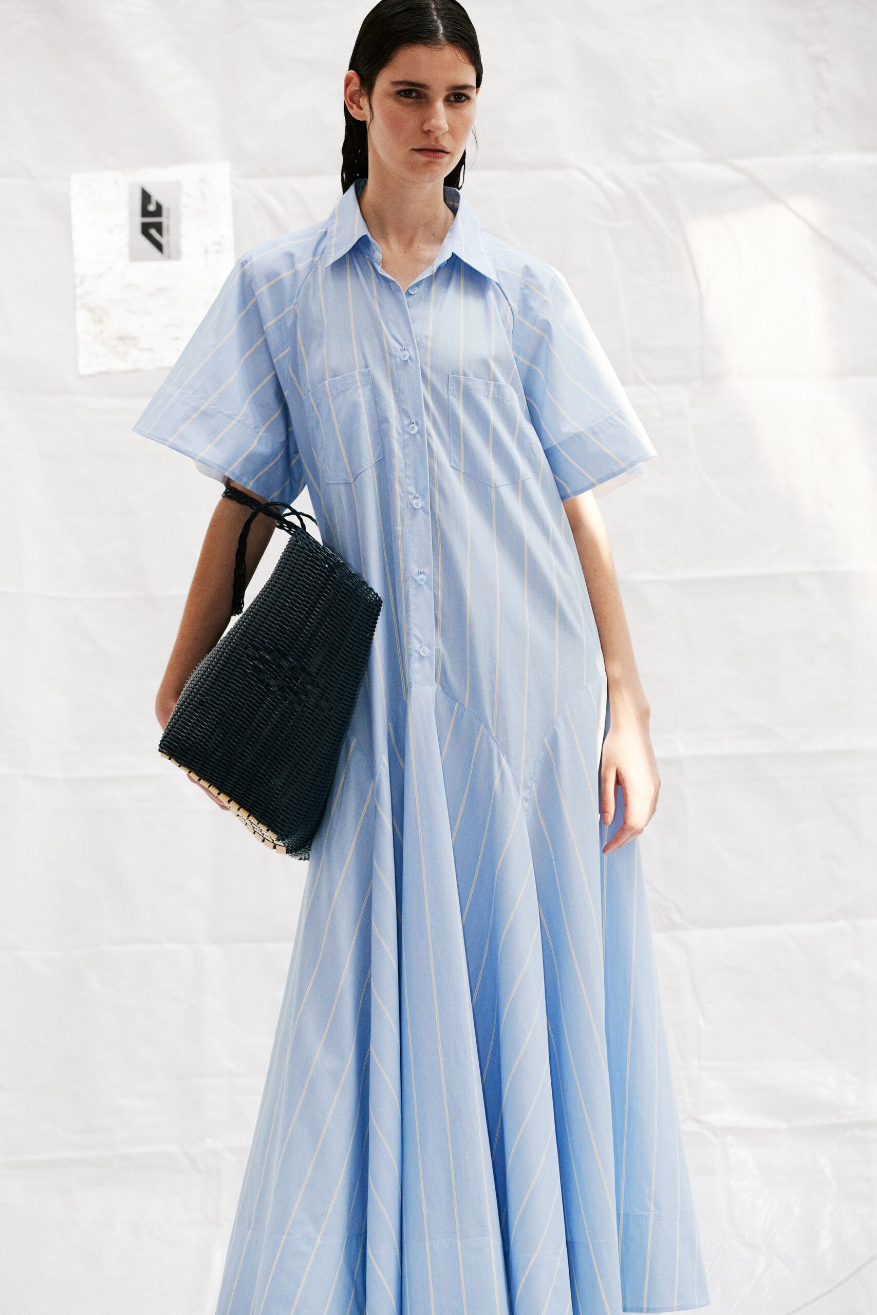 Lee Mathews Resort 22 Look 18