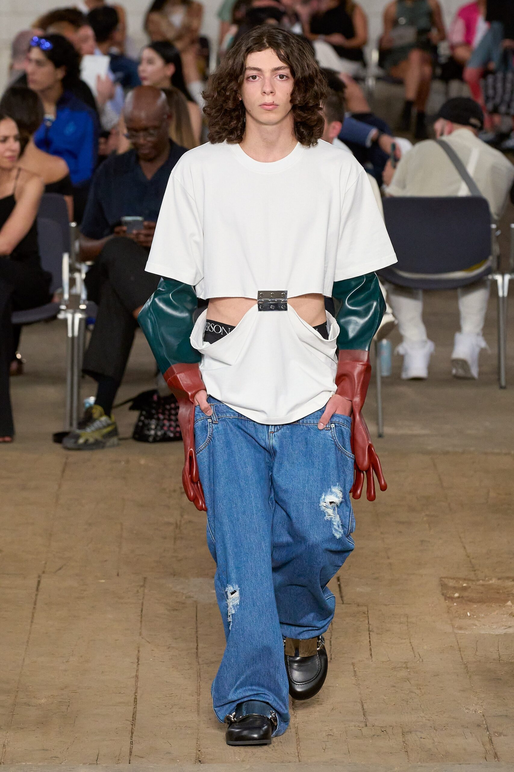 JW Anderson Resort 23 Look 20