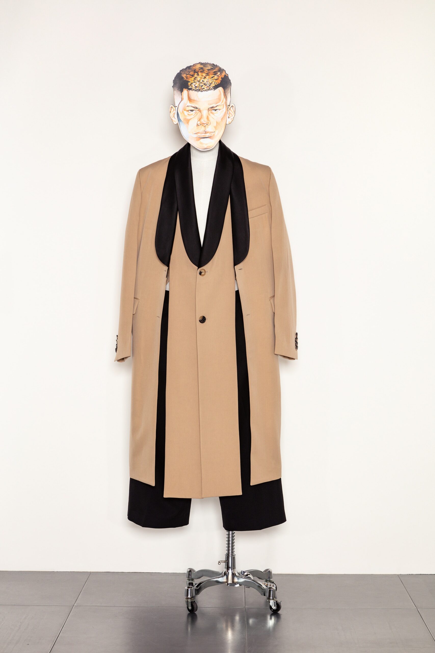 JW Anderson S/S 21 Menswear Look 21