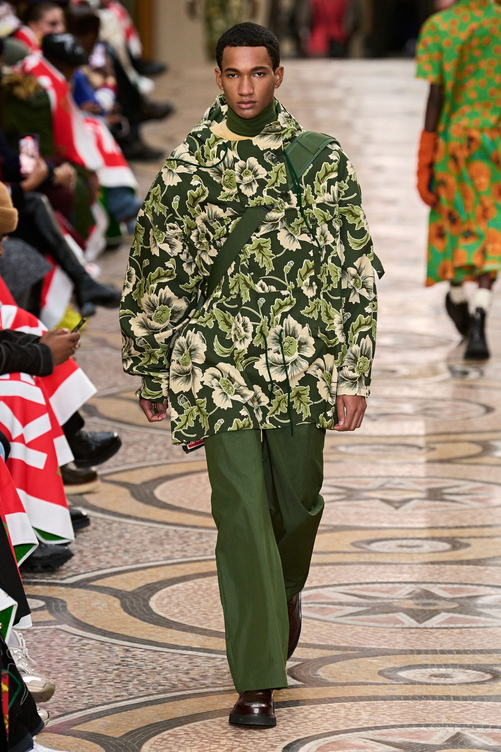 Kenzo F/W 22 Look 22