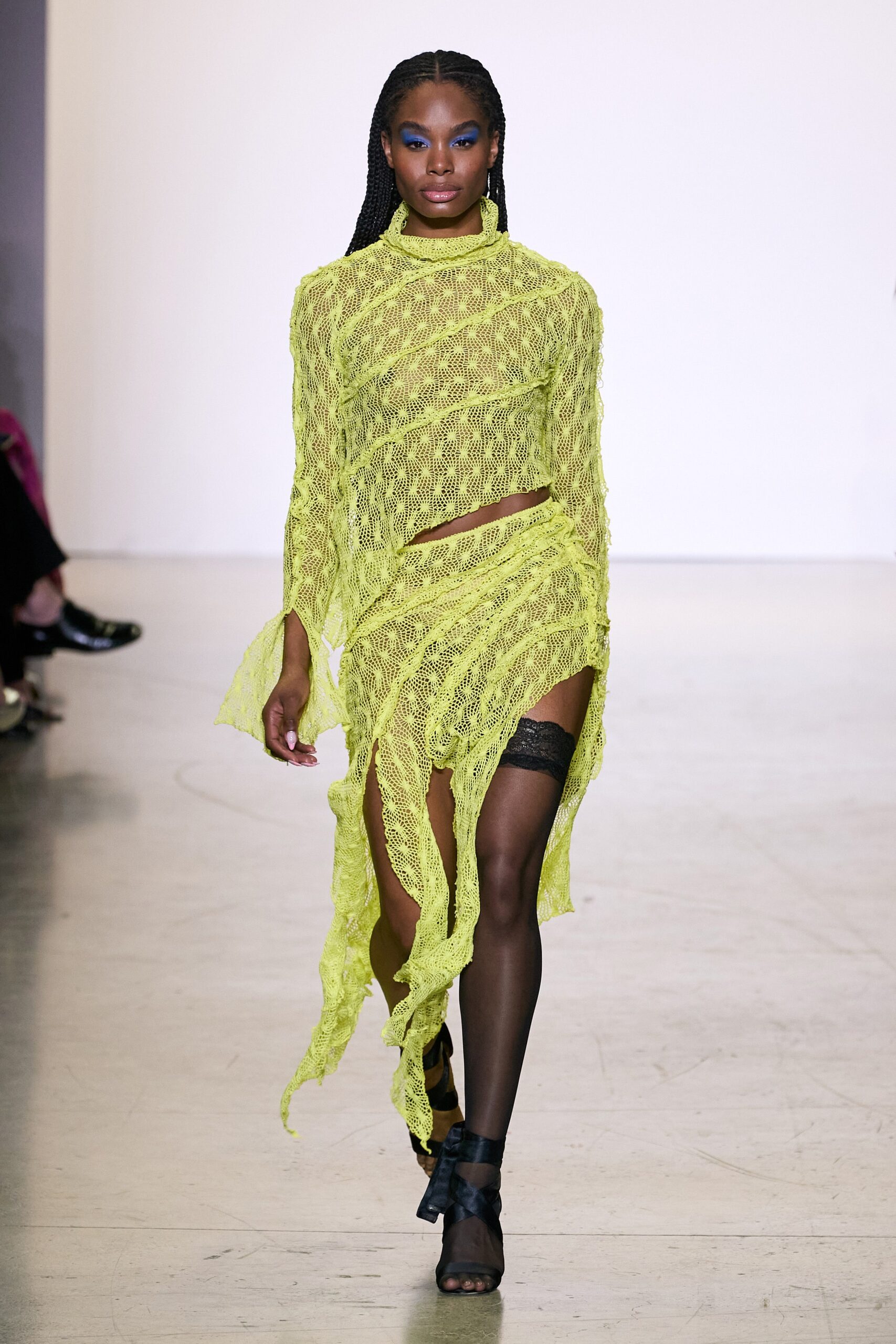 Kim Shui F/W 22 Look 22