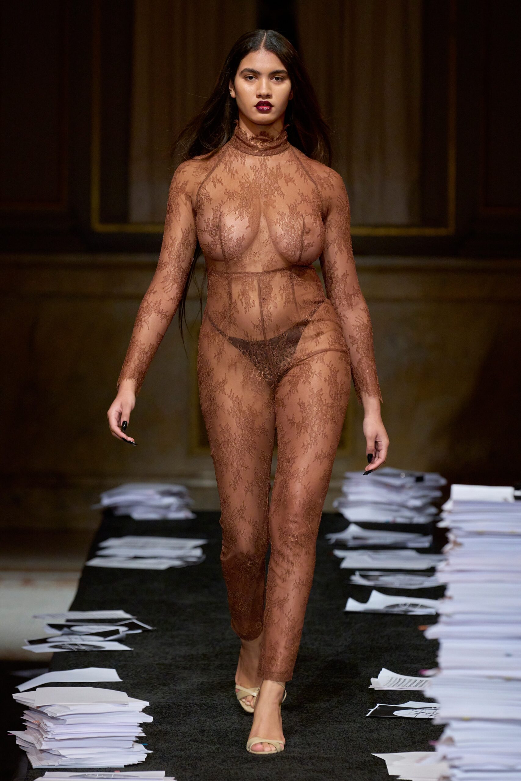 Kim Shui F/W 23 Look 22