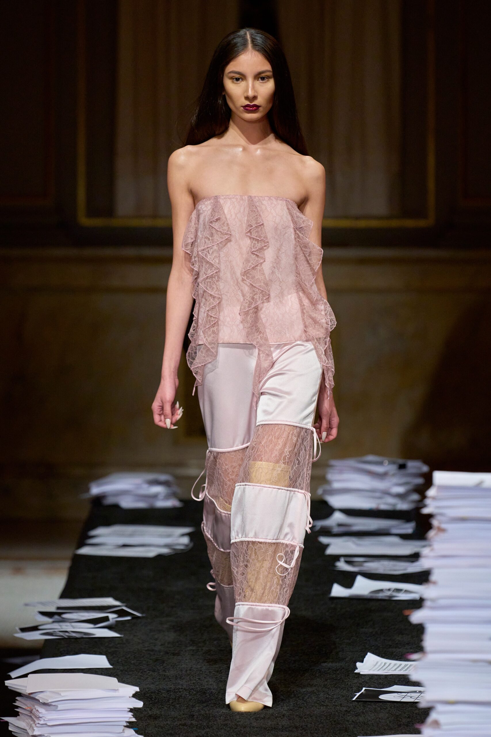 Kim Shui F/W 23 Look 23