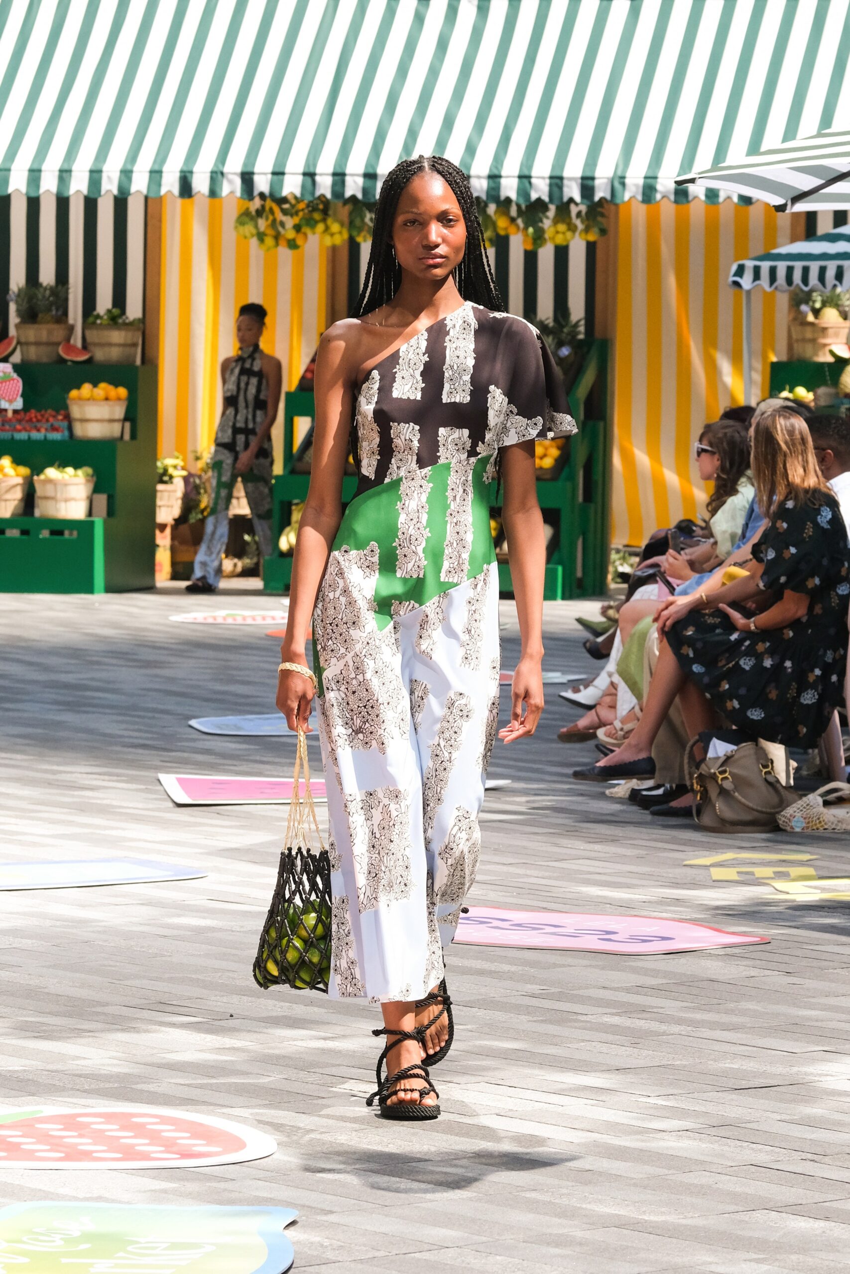 Lela Rose S/S 23 Look 23