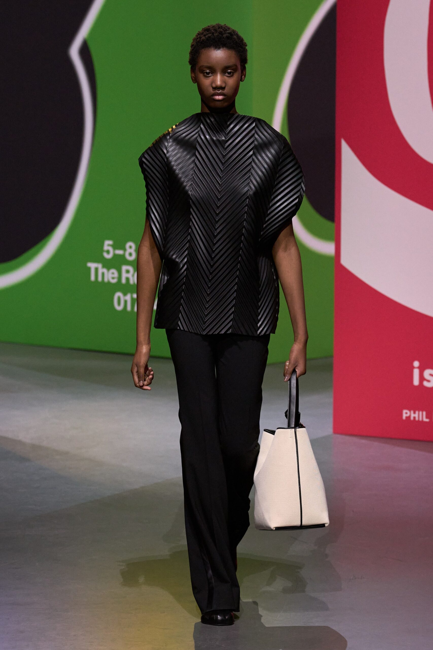 JW Anderson F/W 23 Look 24