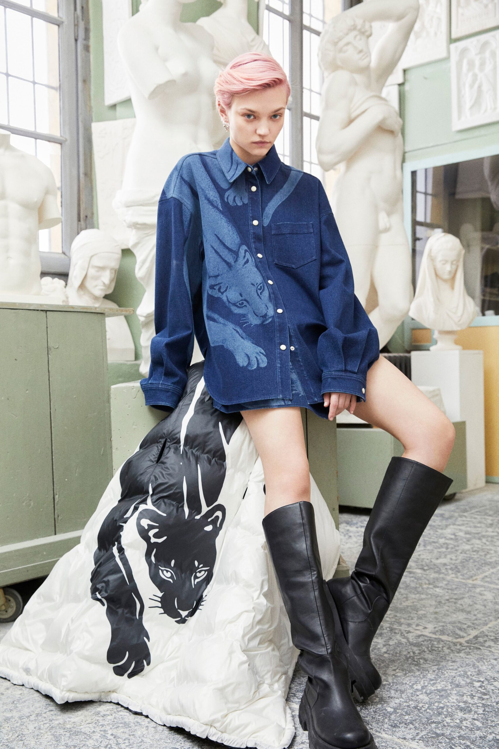K Krizia F/W 22 Look 24