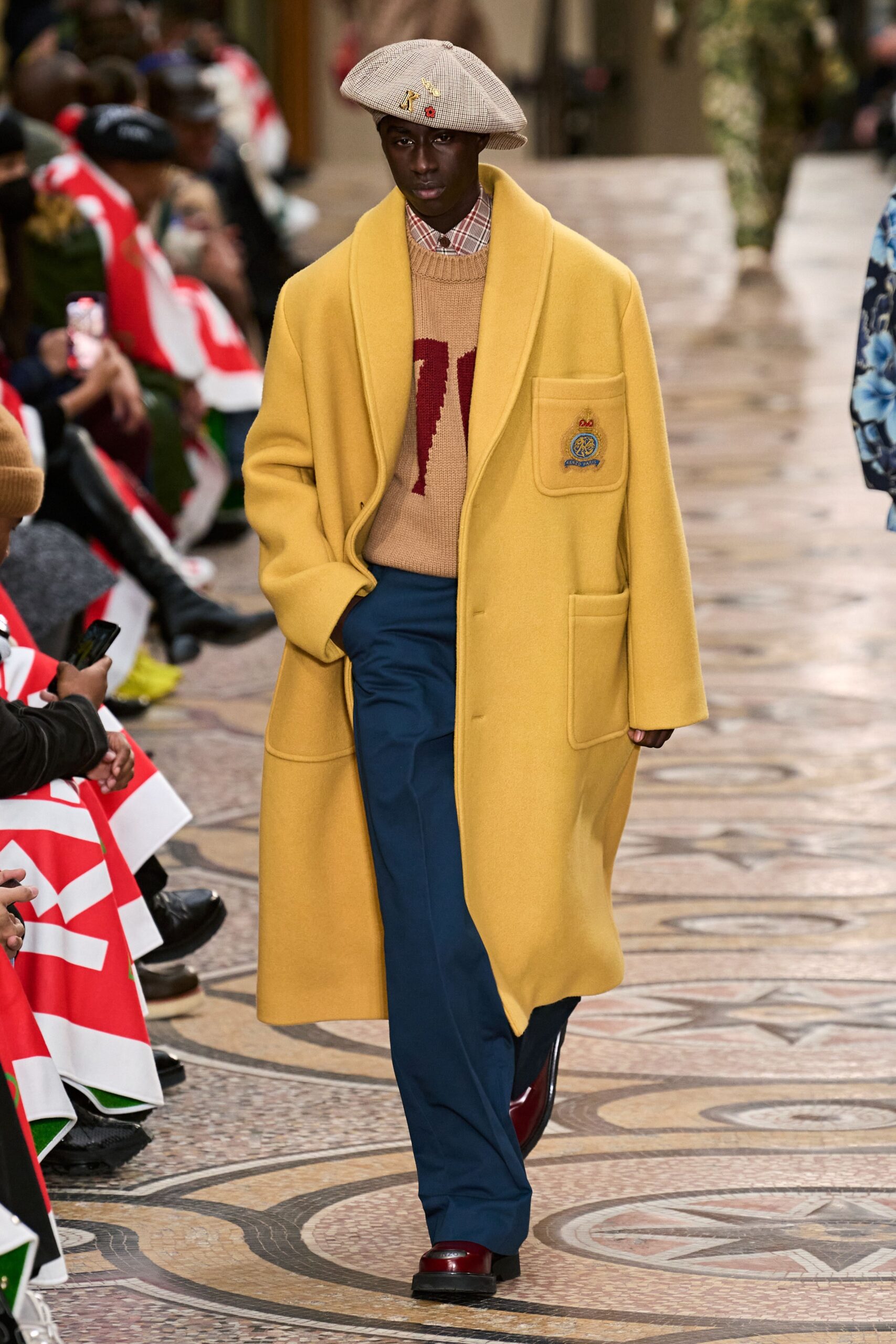 Kenzo F/W 22 Look 25