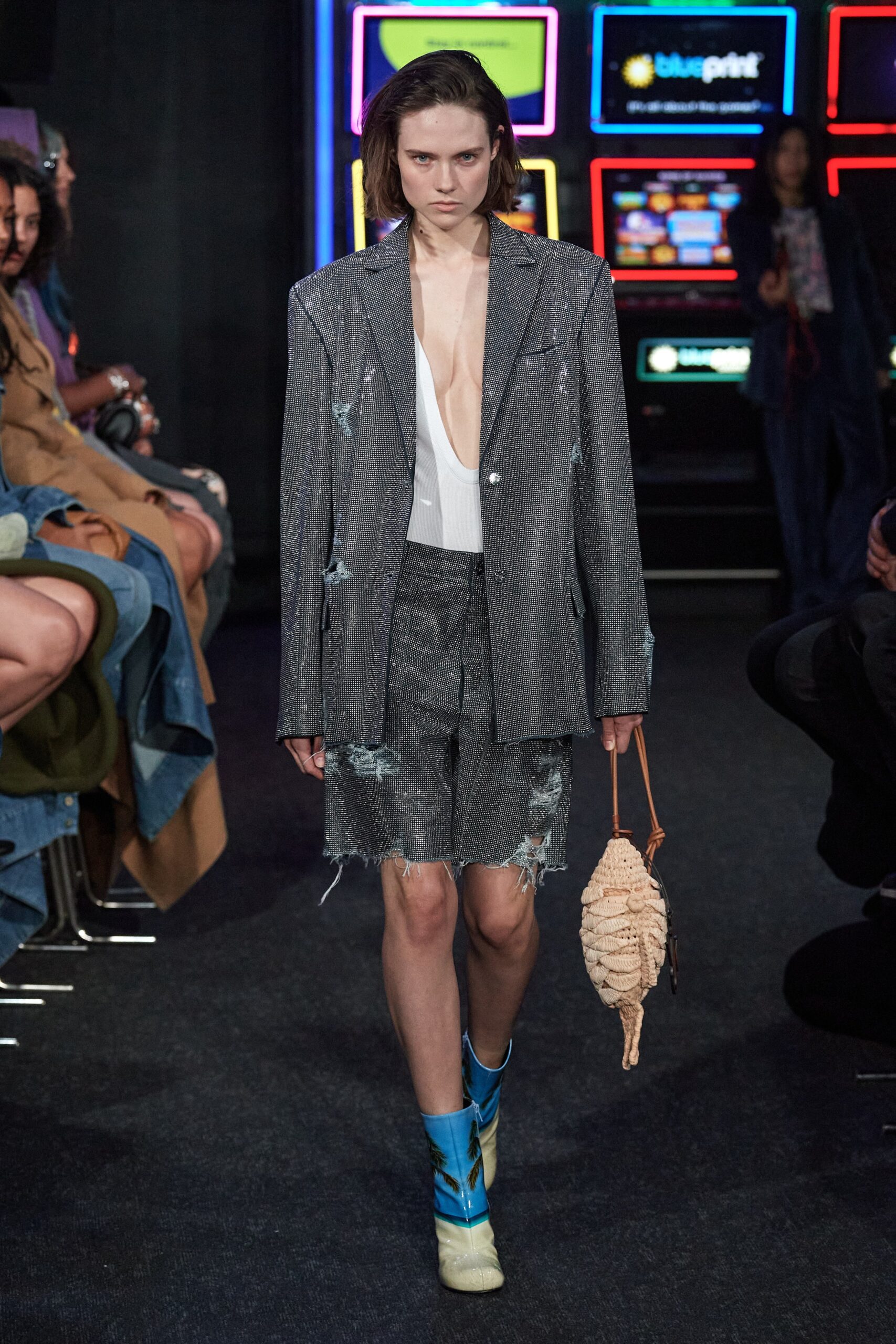 JW Anderson S/S 23 Look 25