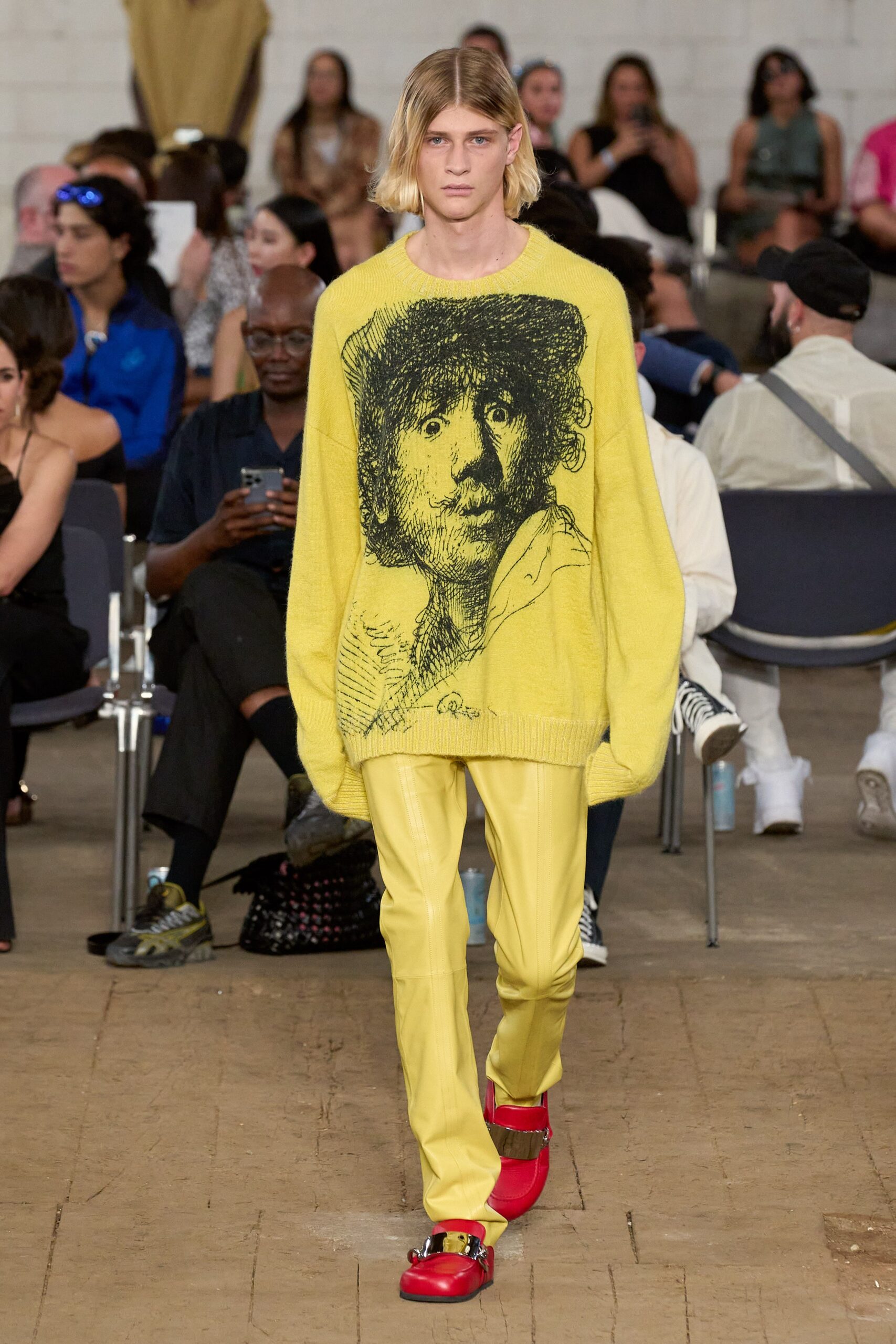JW Anderson Resort 23 Look 26