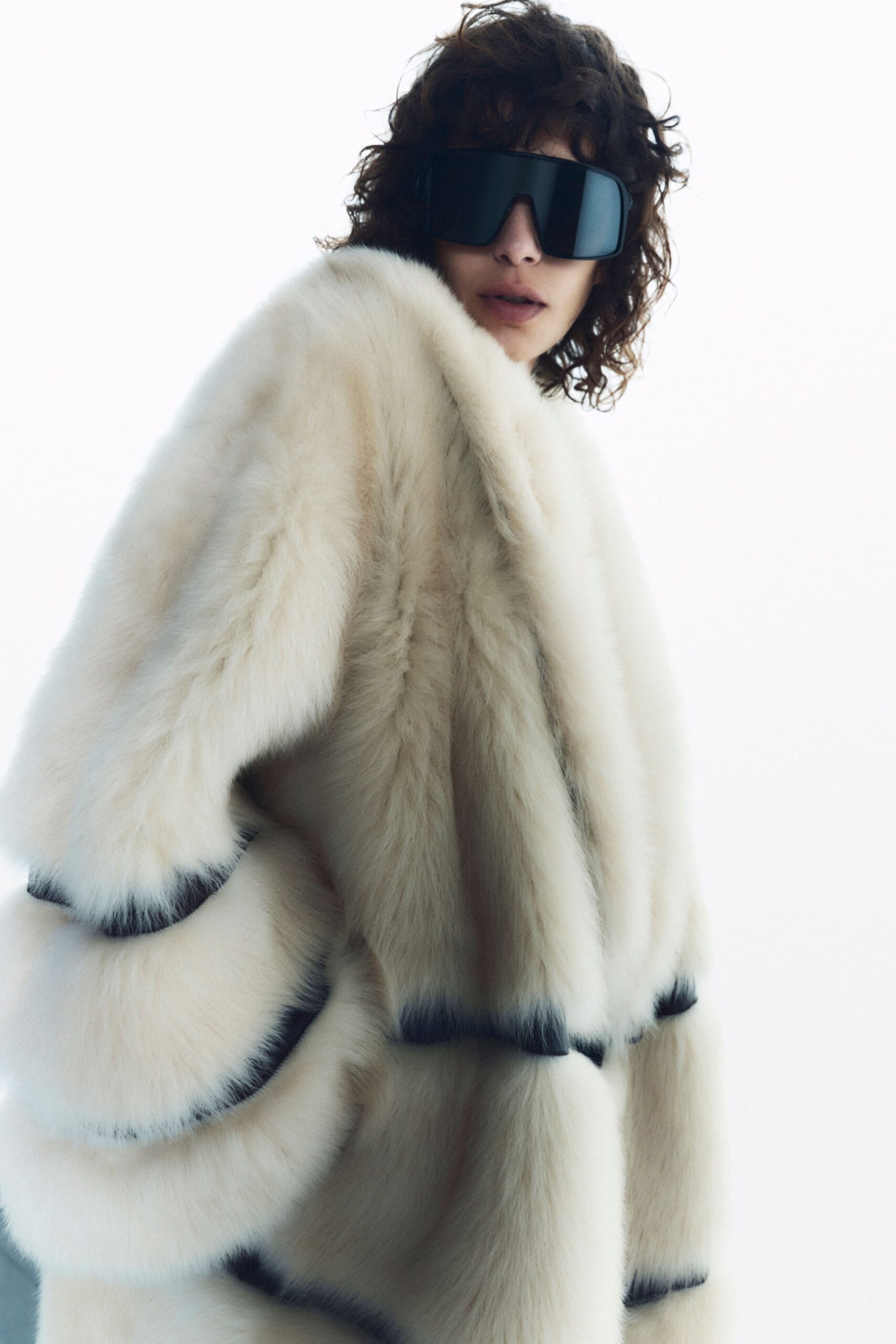Khaite Resort 23 Look 23