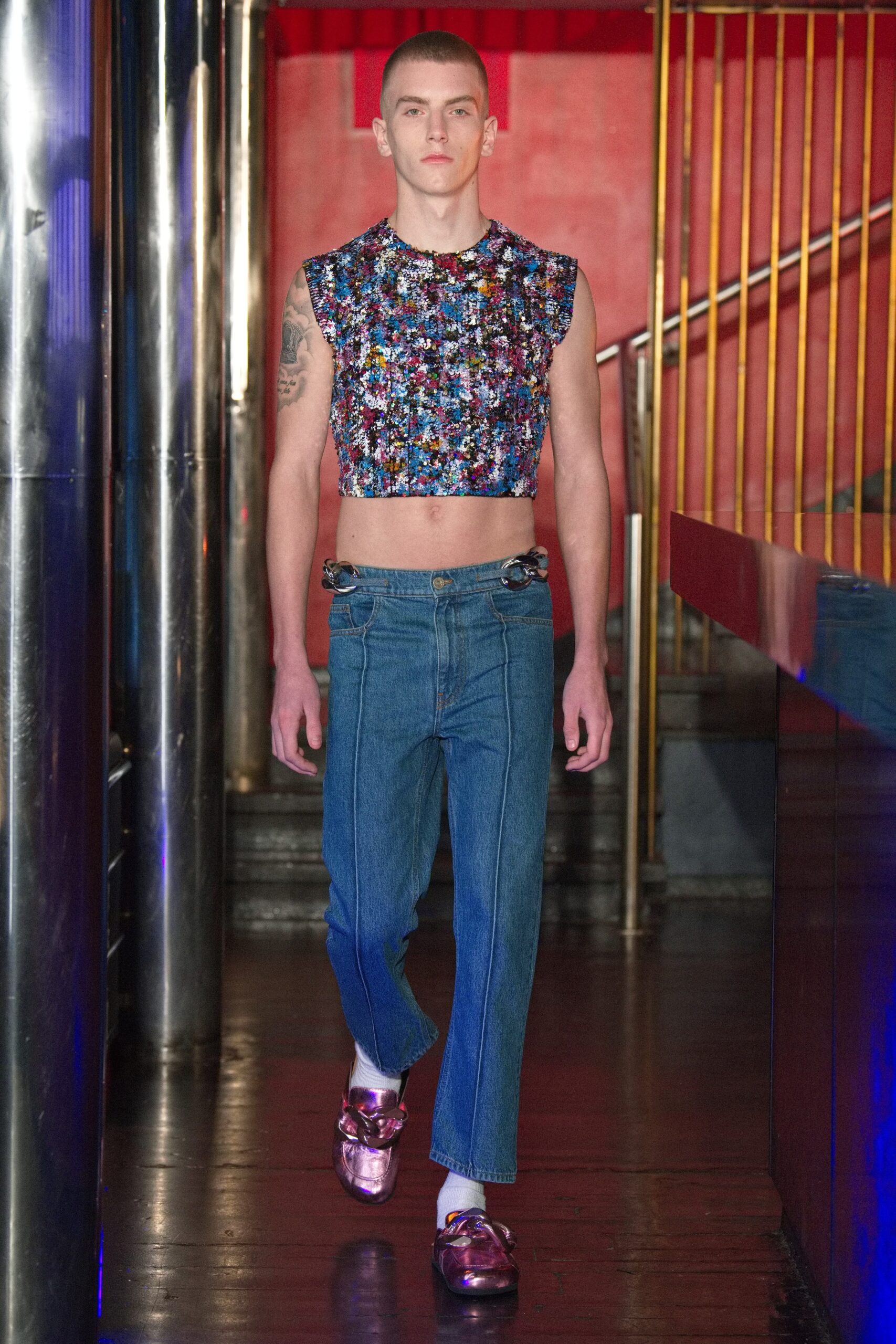 JW Anderson F/W 22 Menswear Look 30