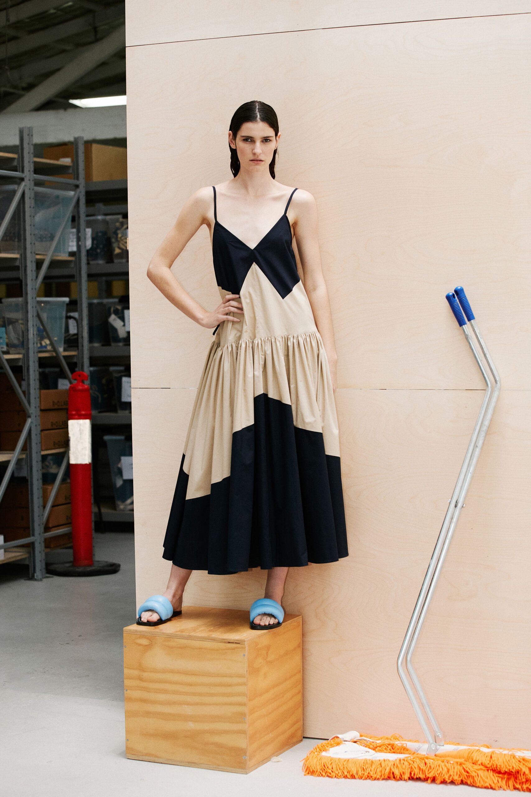 Lee Mathews Resort 22 Look 29