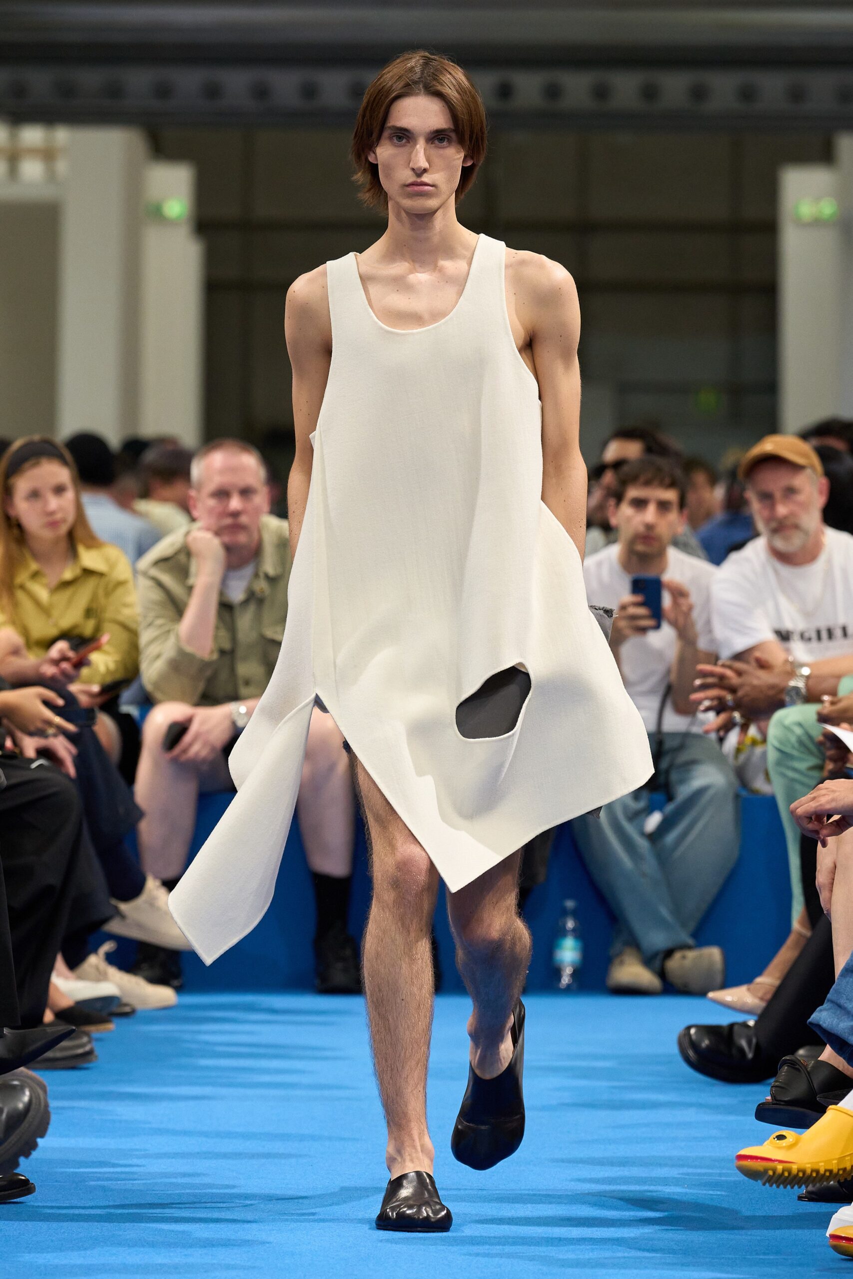 JW Anderson S/S 24 Menswear Look 31