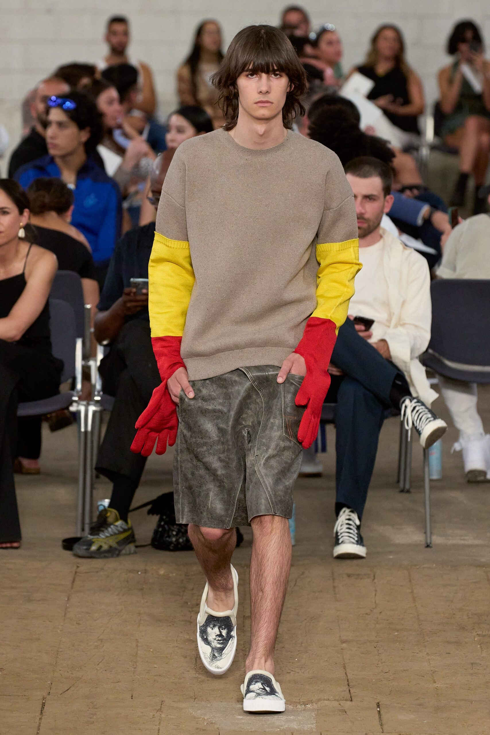 JW Anderson Resort 23 Look 32