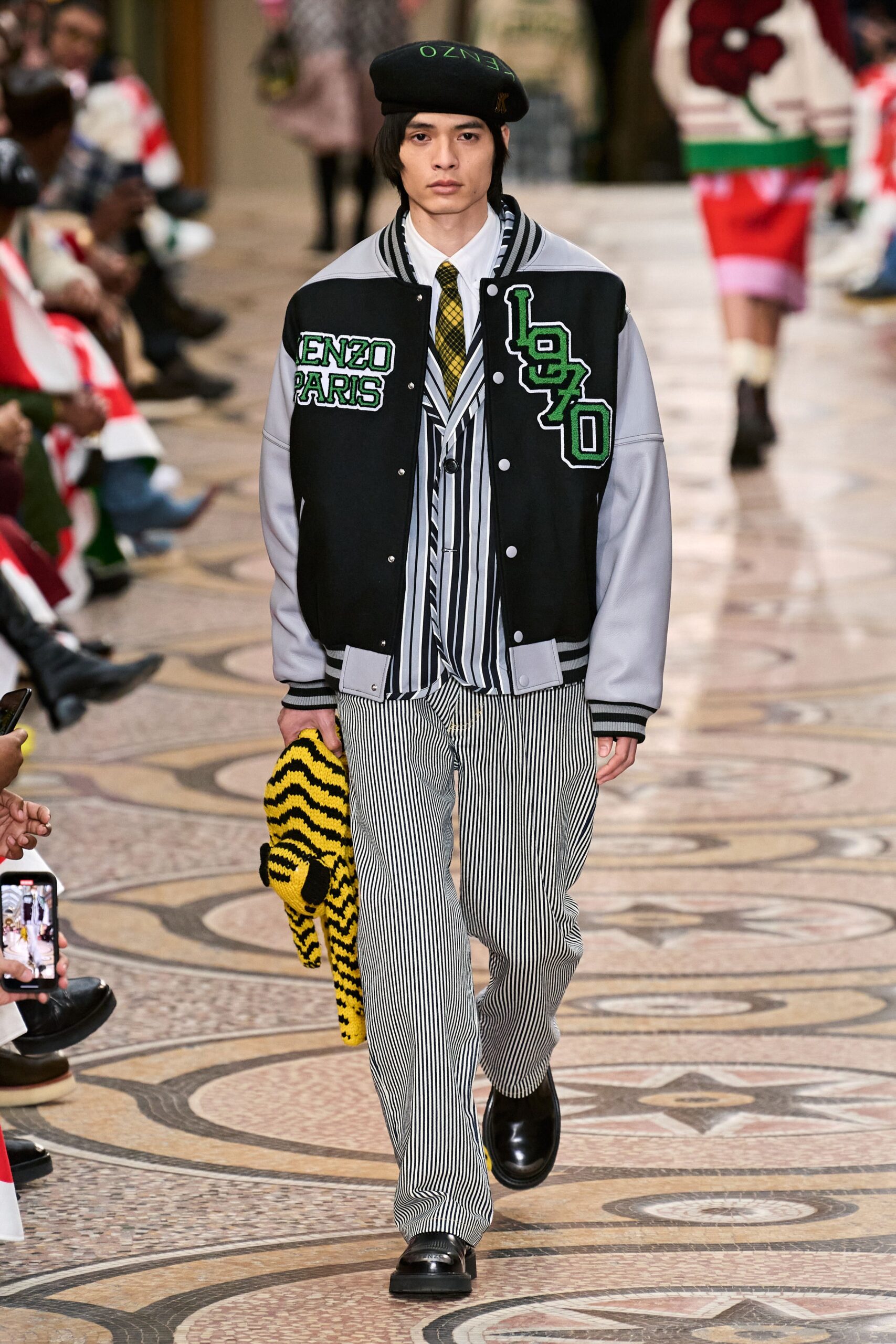 Kenzo F/W 22 Look 34