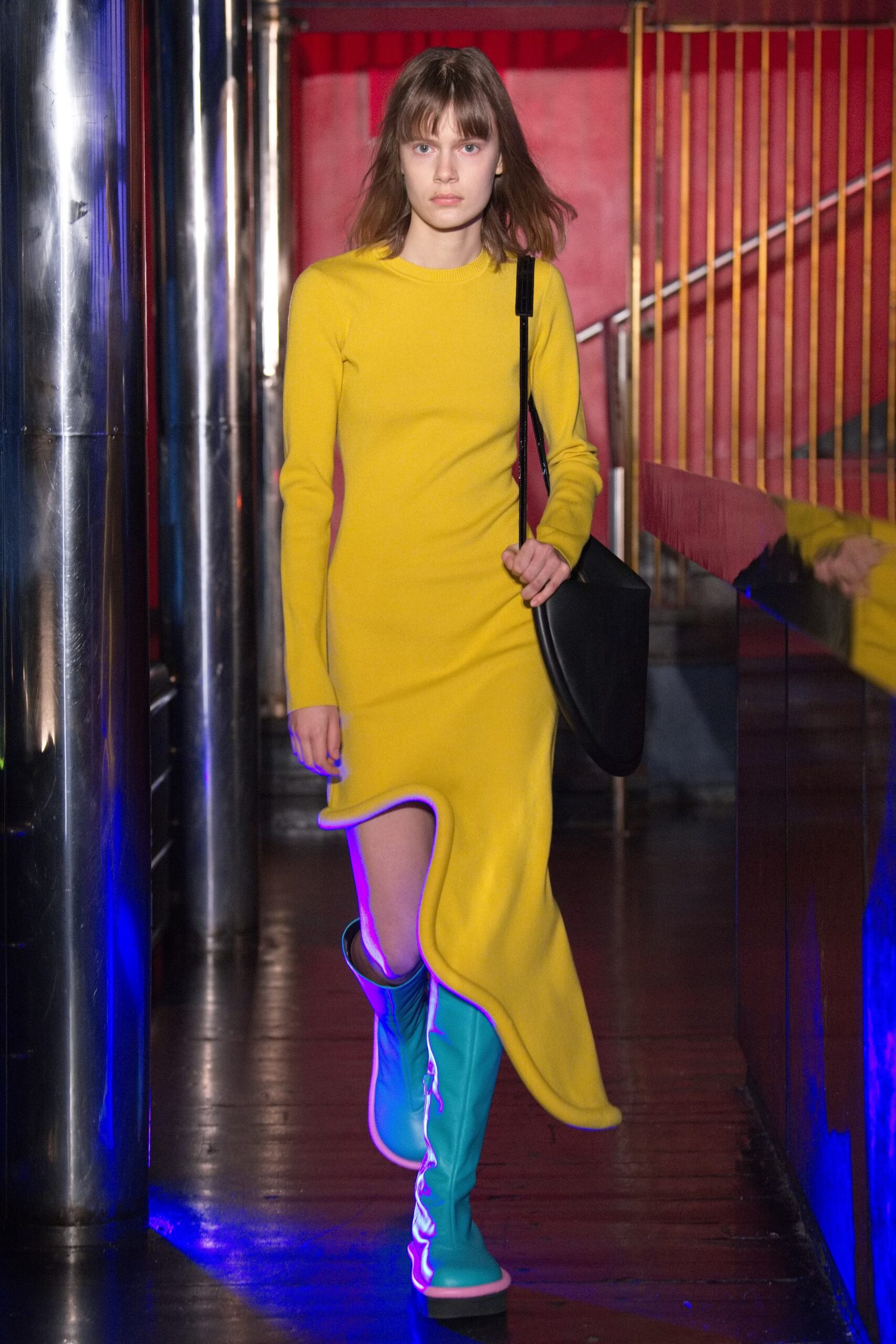 JW Anderson F/W 22 Menswear Look 37