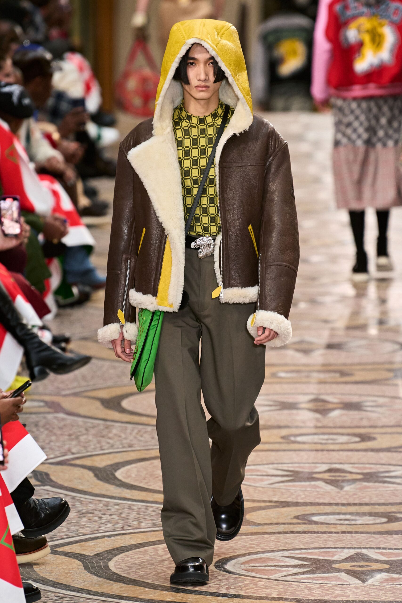 Kenzo F/W 22 Look 37
