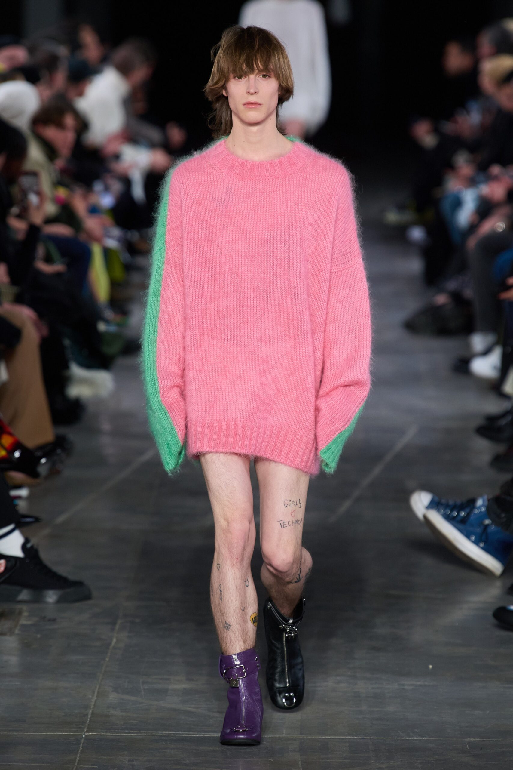 JW Anderson F/W 23 Look 39