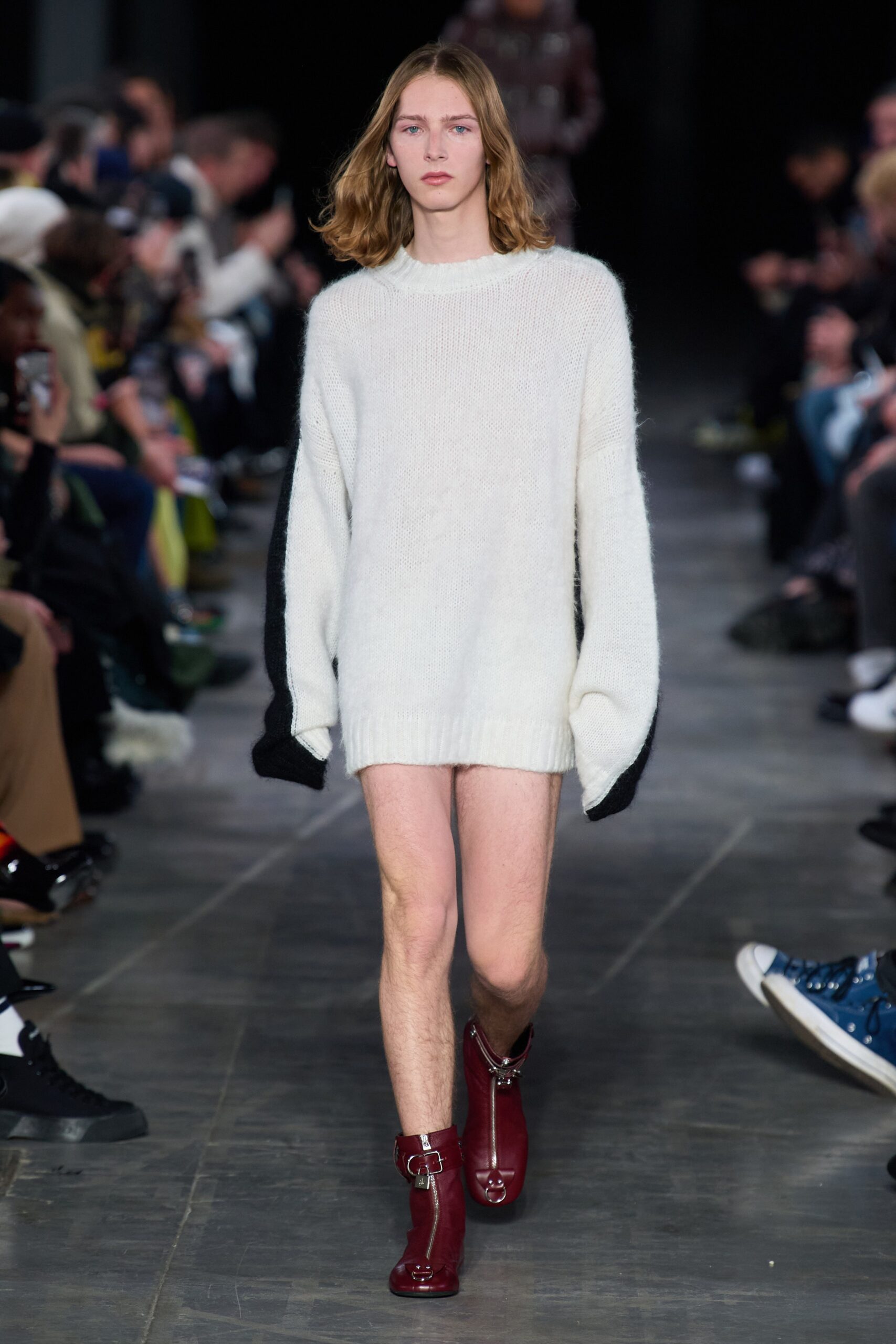 JW Anderson F/W 23 Look 40