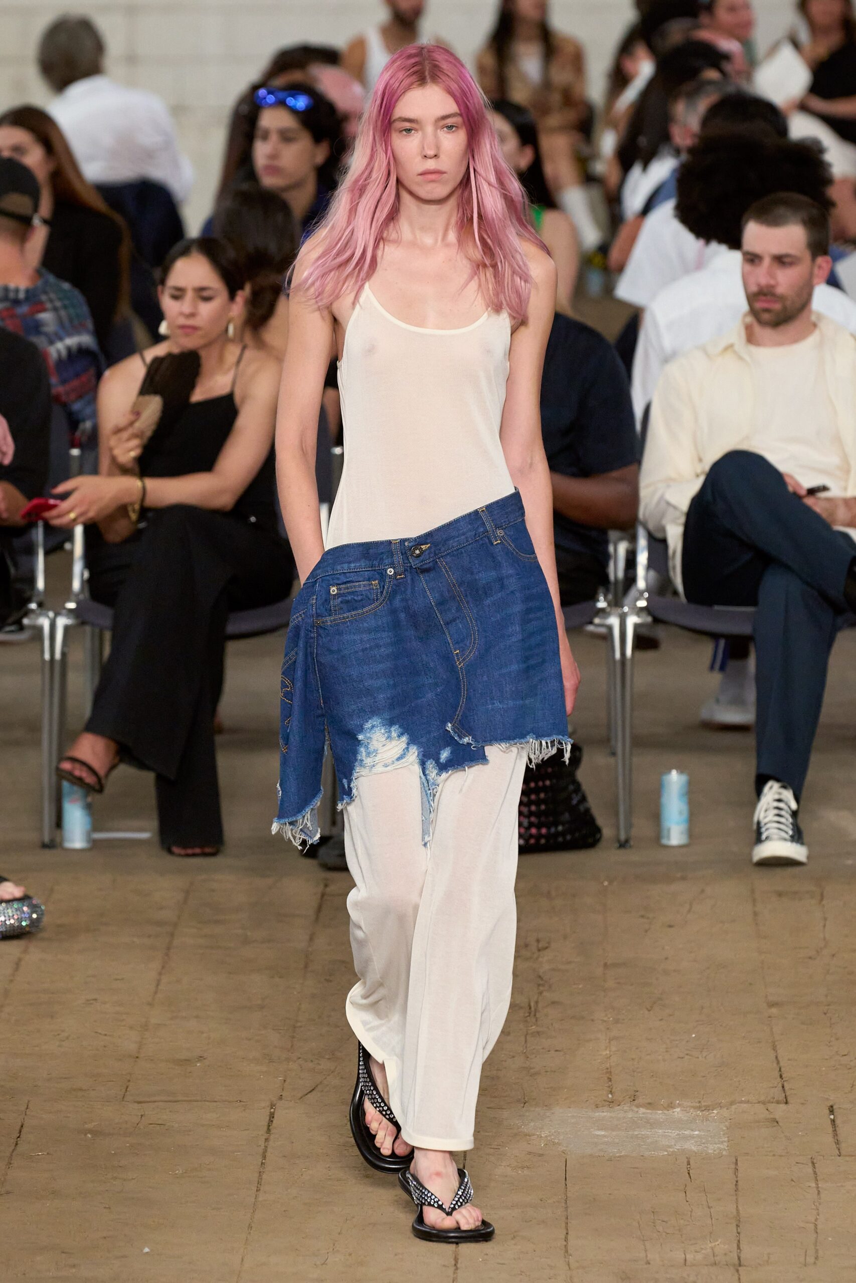 JW Anderson Resort 23 Look 43