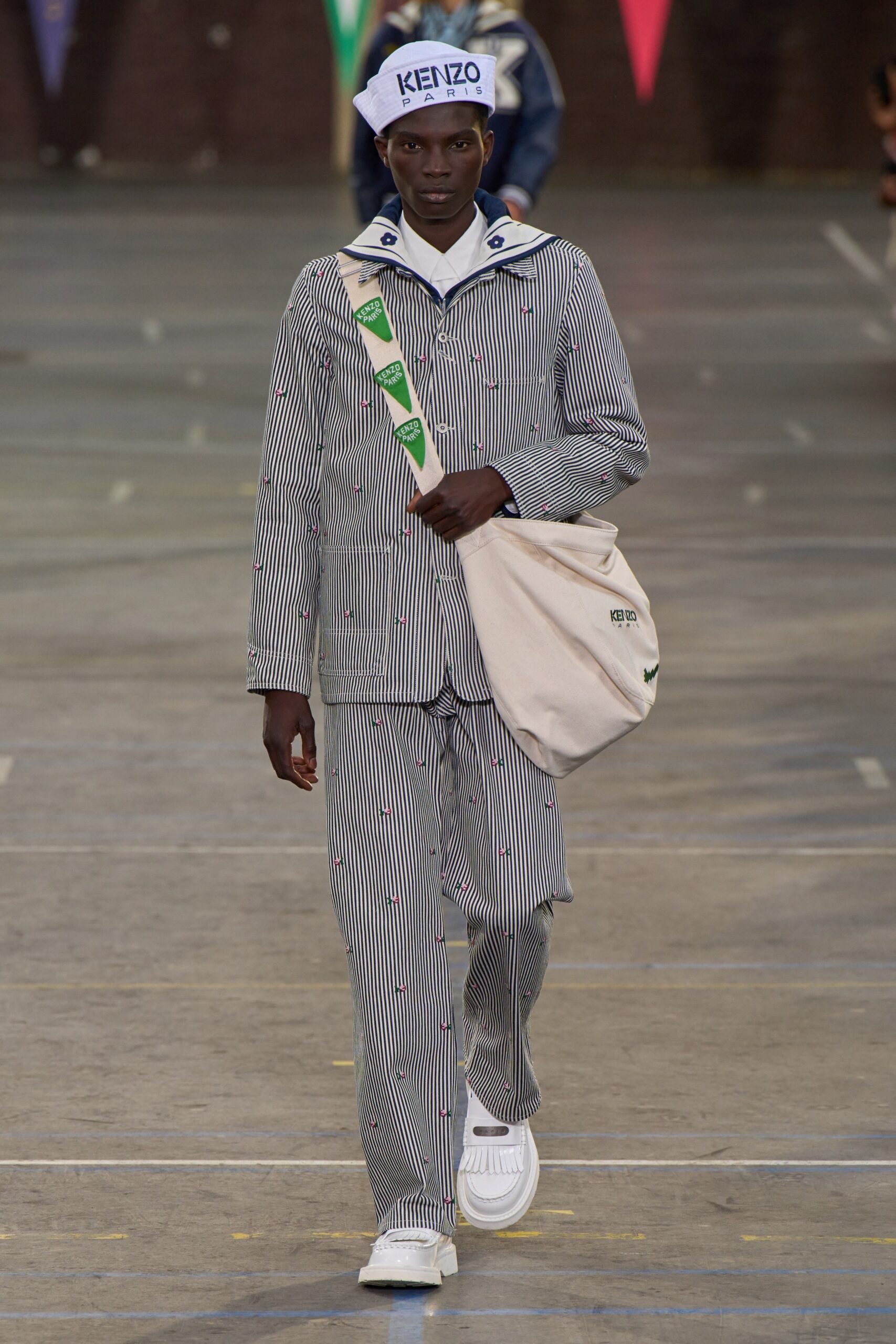 Kenzo S/S 23 Look 49