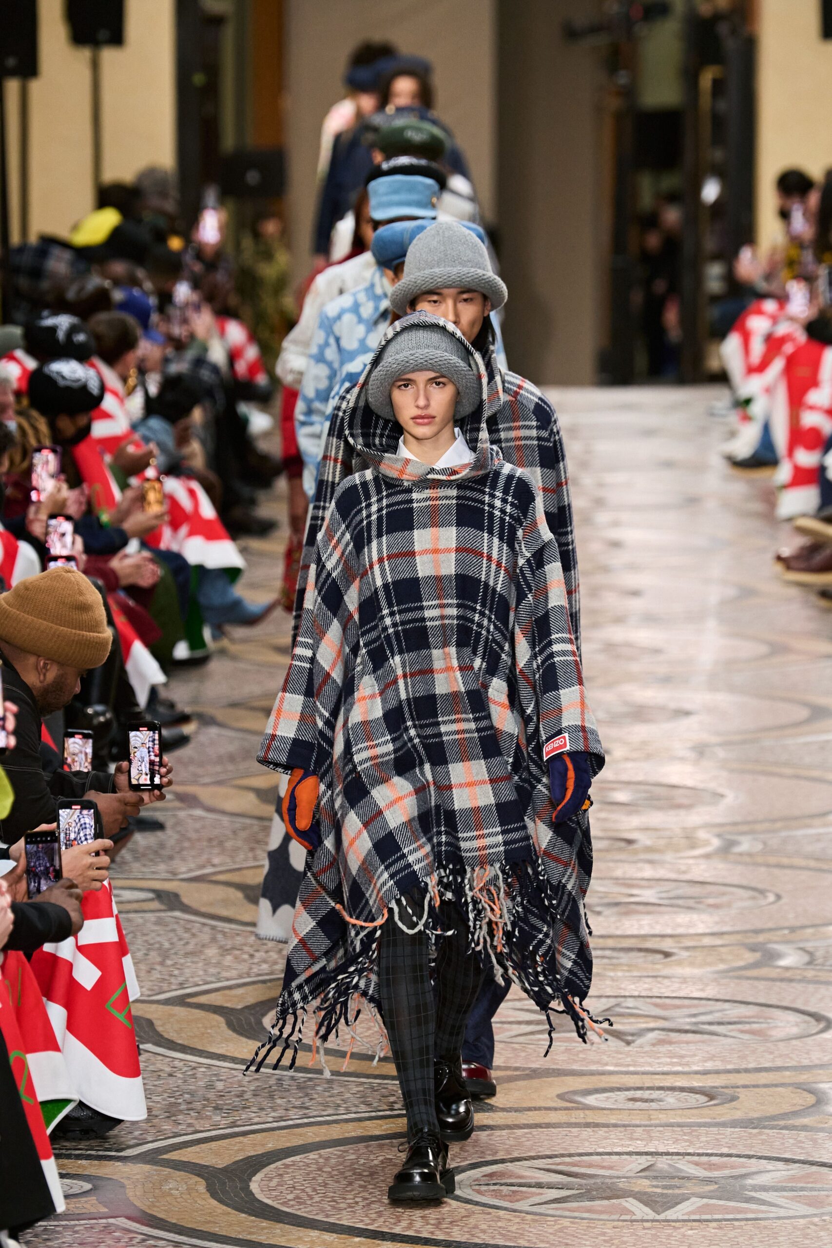 Kenzo F/W 22 Look 61