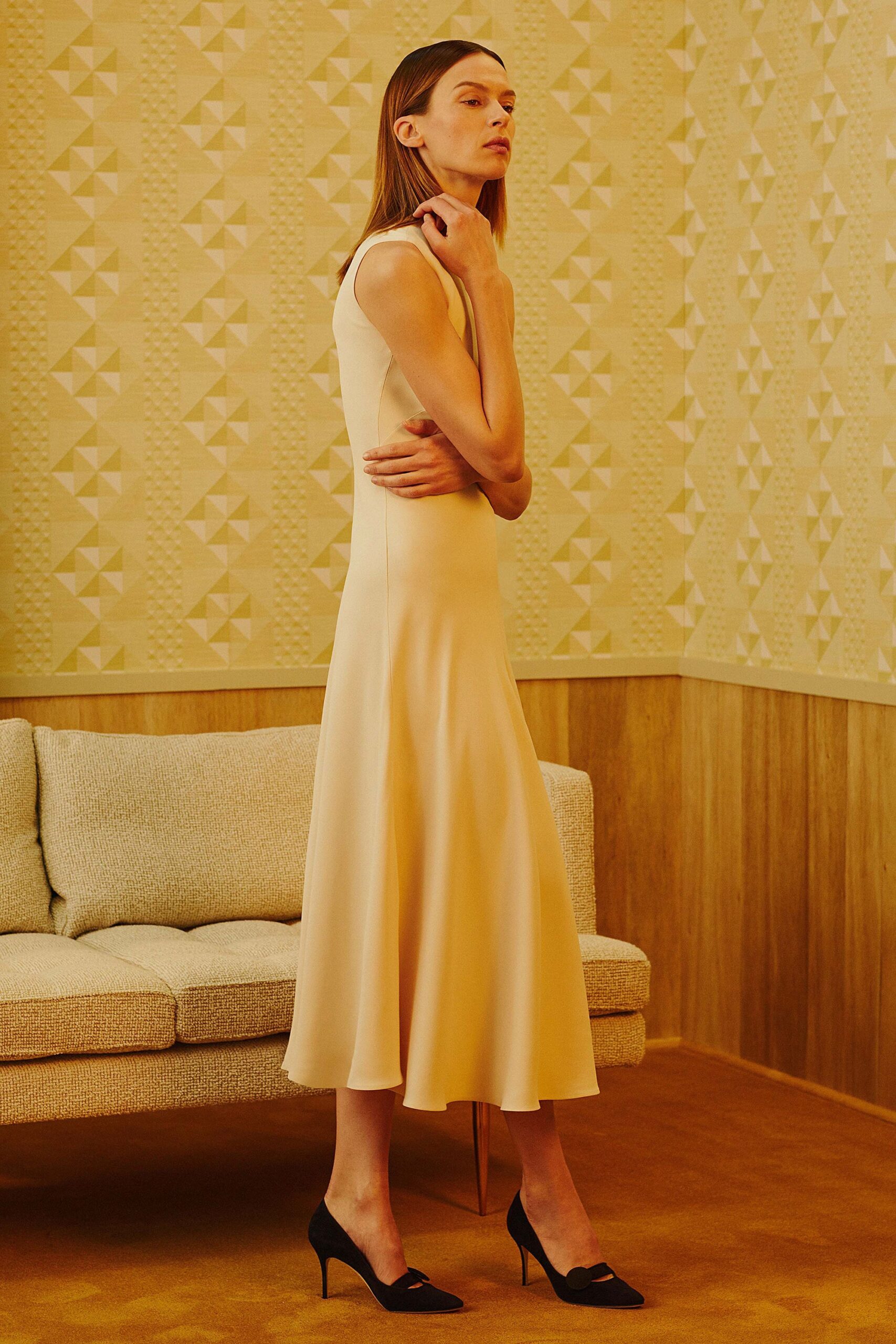 Khaite Resort 18 Look 3