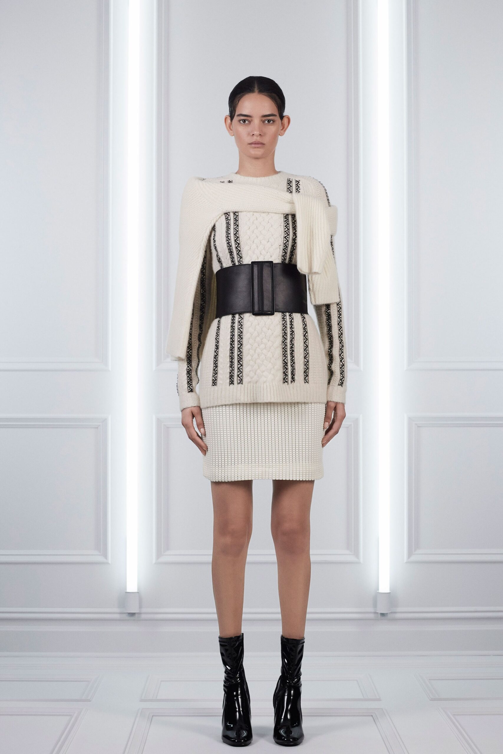 LaPointe Resort 18 Look 8