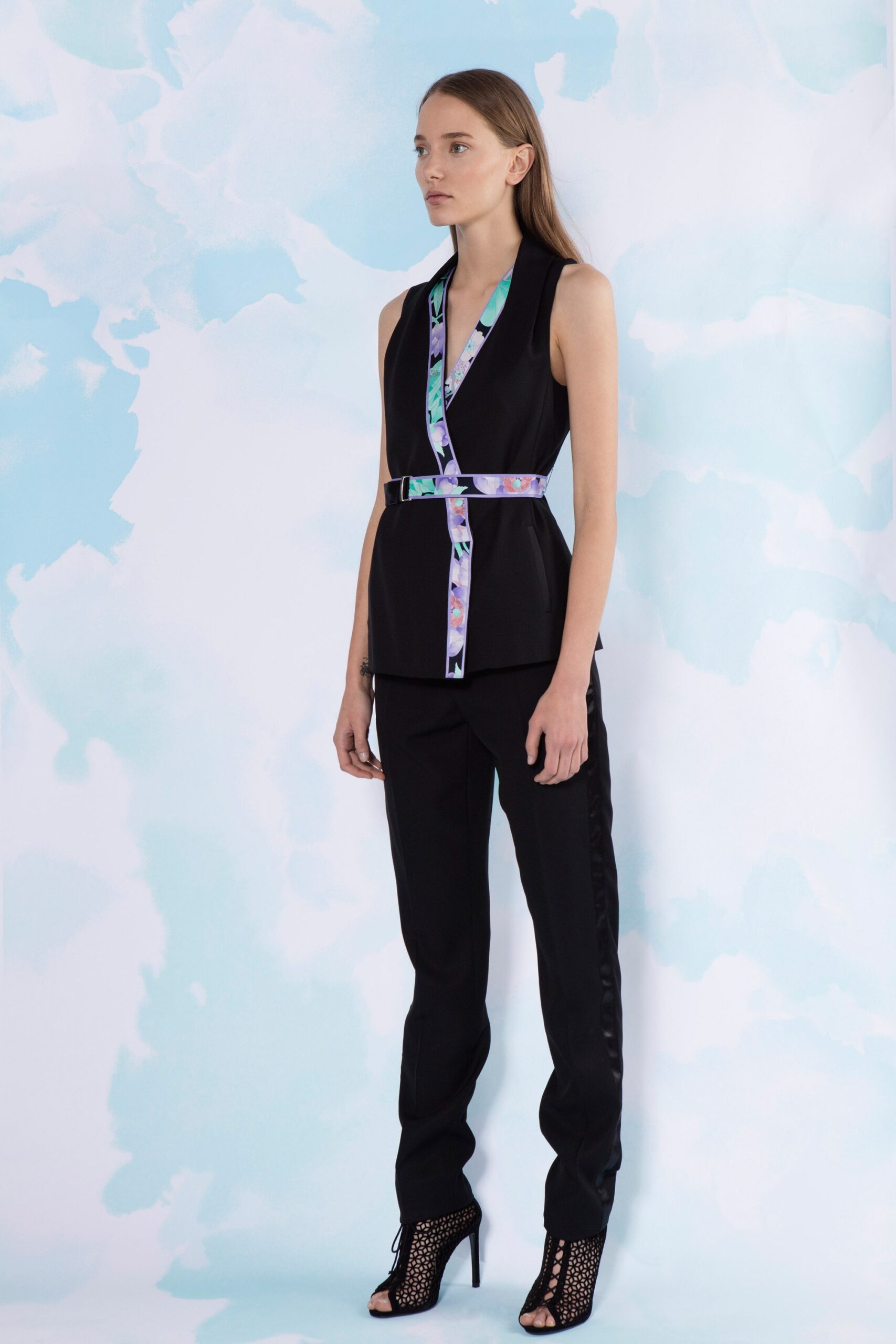 Leonard Paris Resort 17 Look 9
