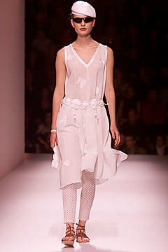 Kenzo S/S 01 Look 9