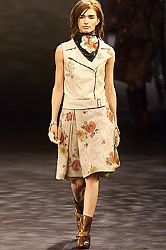 Kenzo F/W 01 Look 37