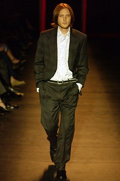 Kenneth Cole New York S/S 03 Look 60