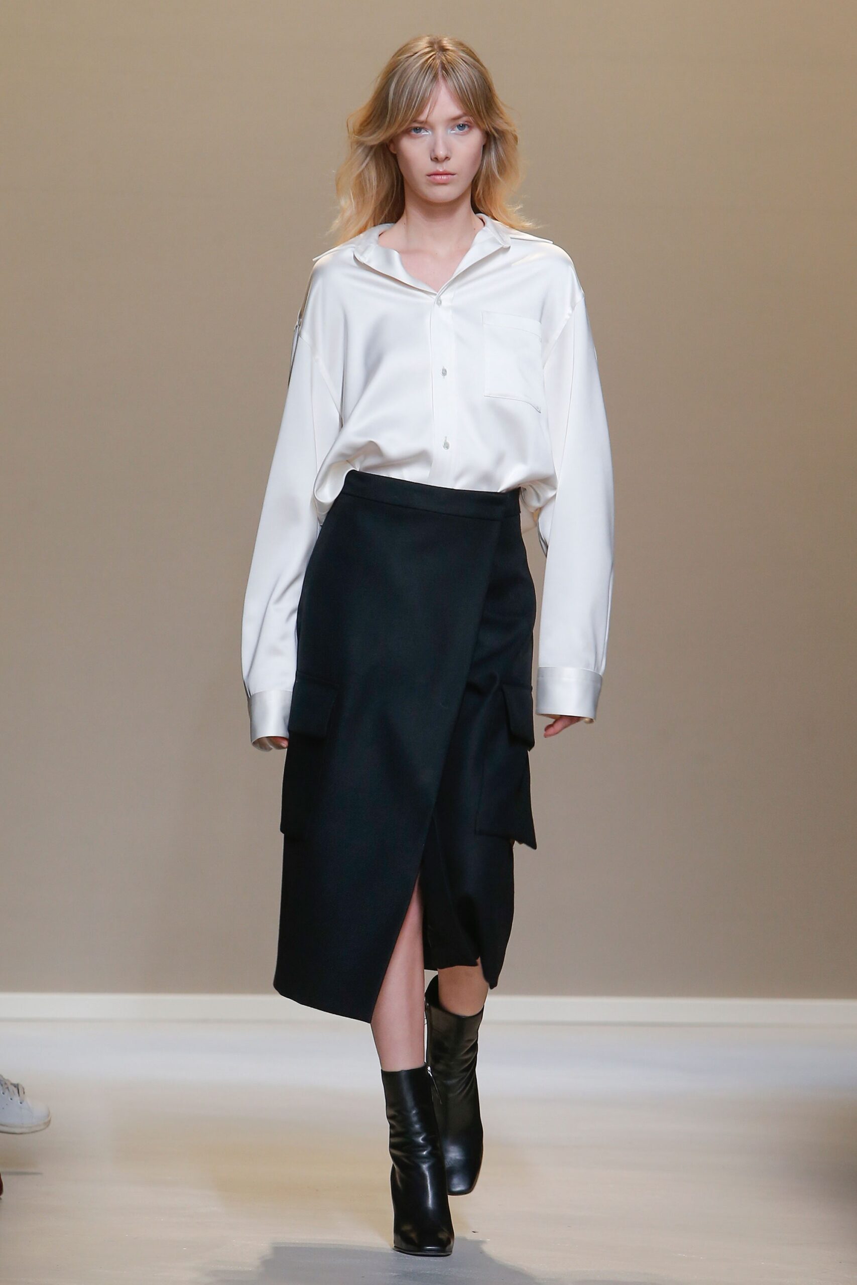 Krizia F/W 17 Look 11